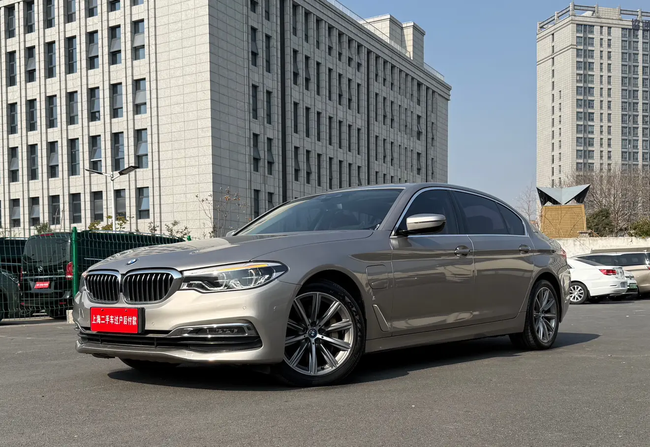 BMW 5 Series PHEV  из Китая
