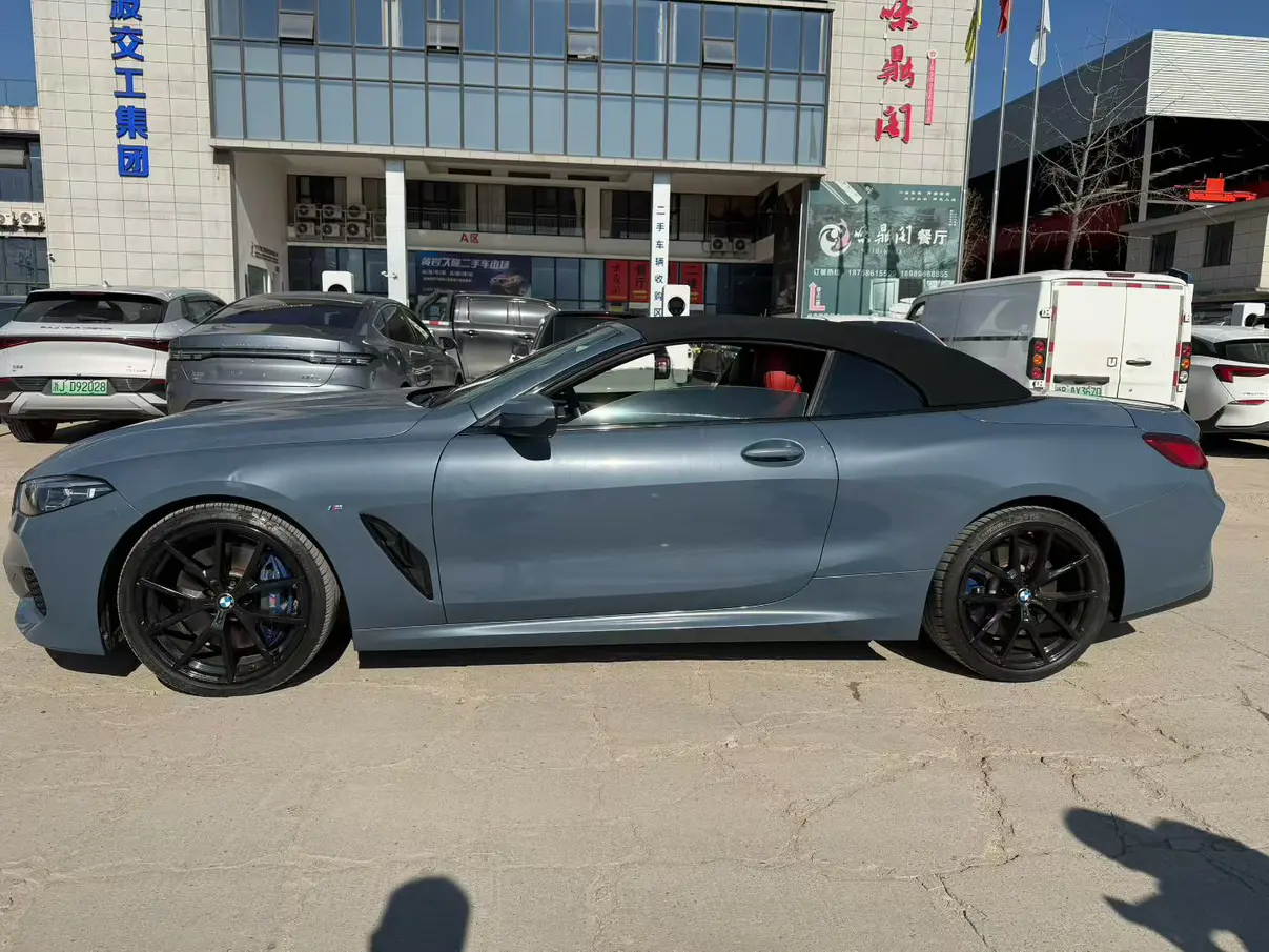 BMW 8 Series  из Китая