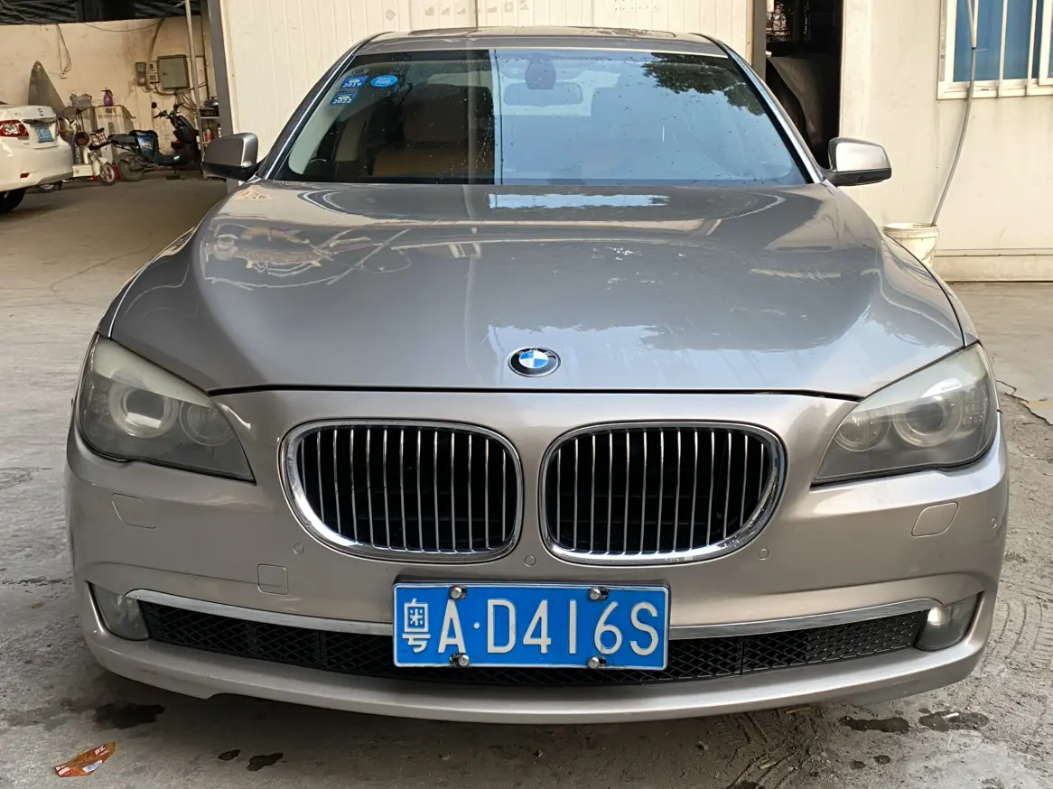 BMW 7 Series  из Китая