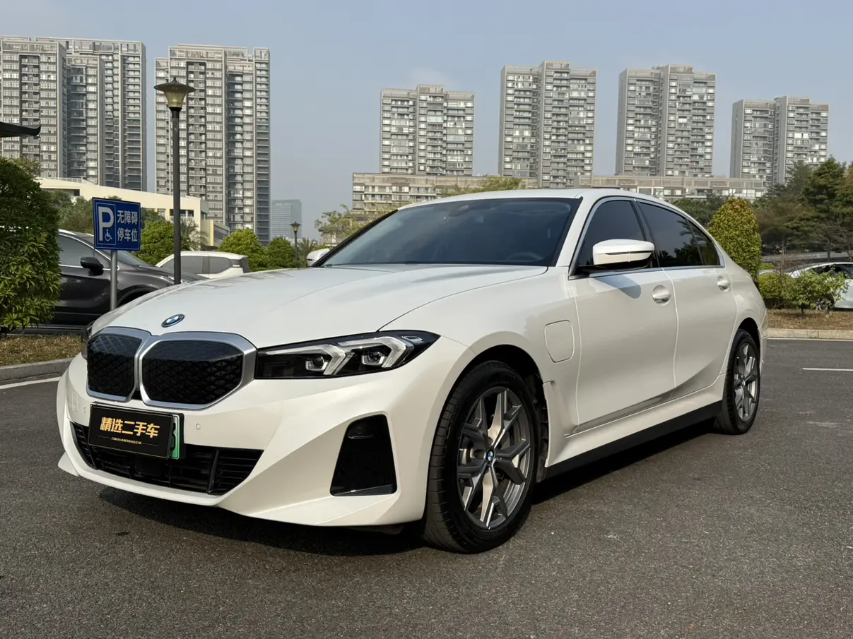 BMW i3  из Китая