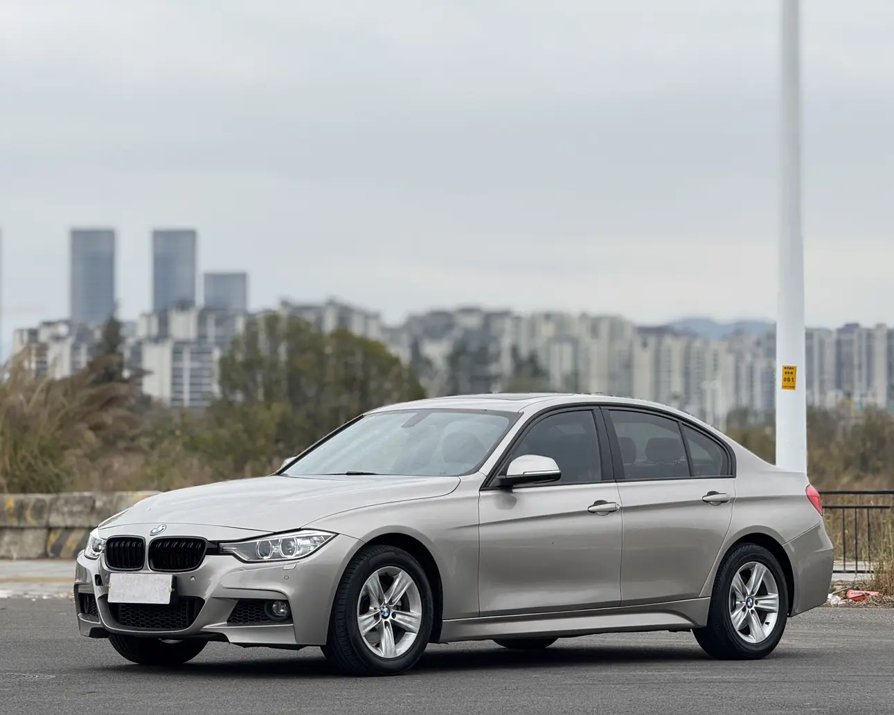 BMW 3 Series  из Китая