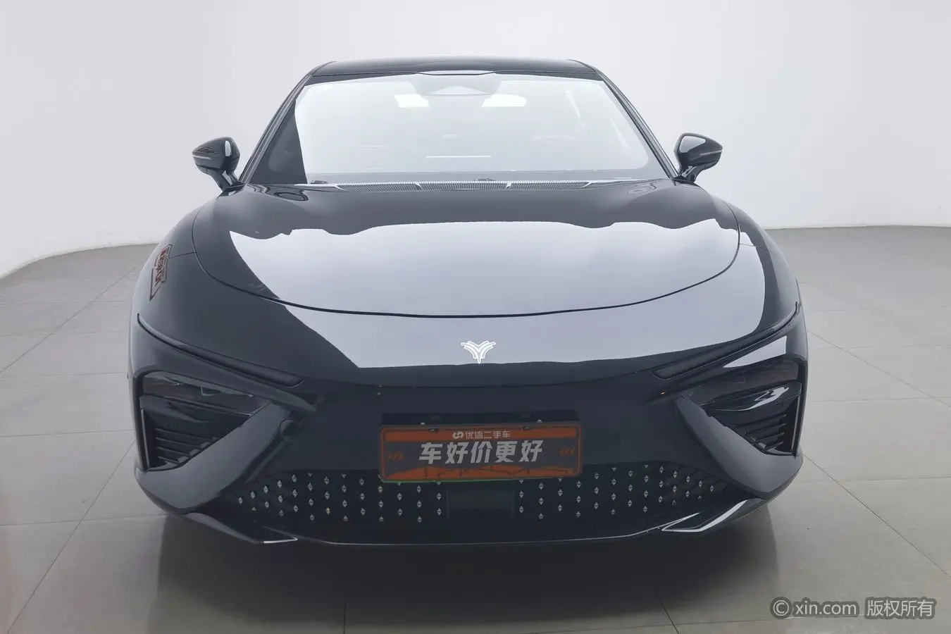 NETA Nezha S  из Китая