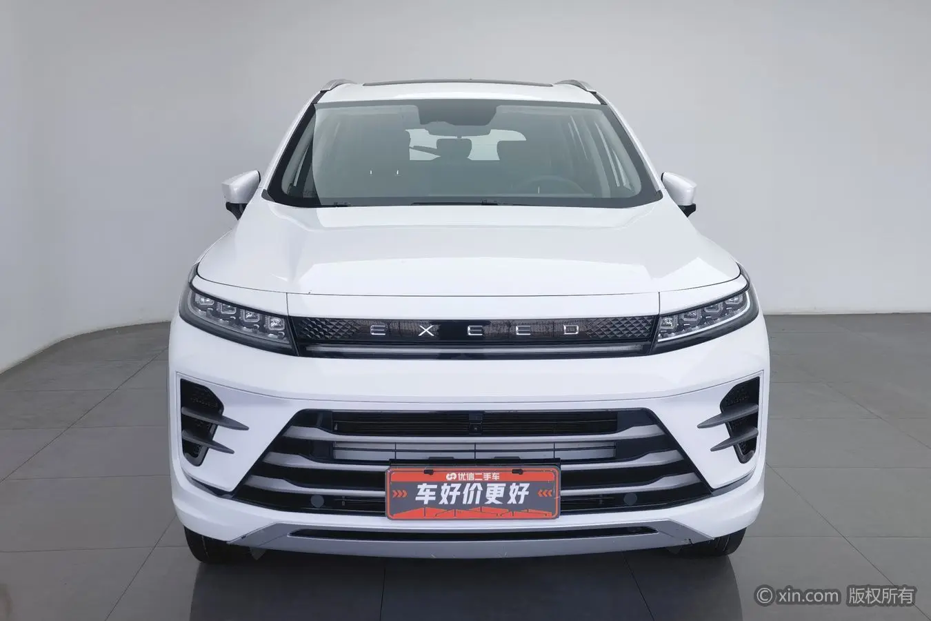 Exeed Xingtu Zhuifeng C-DM  из Китая