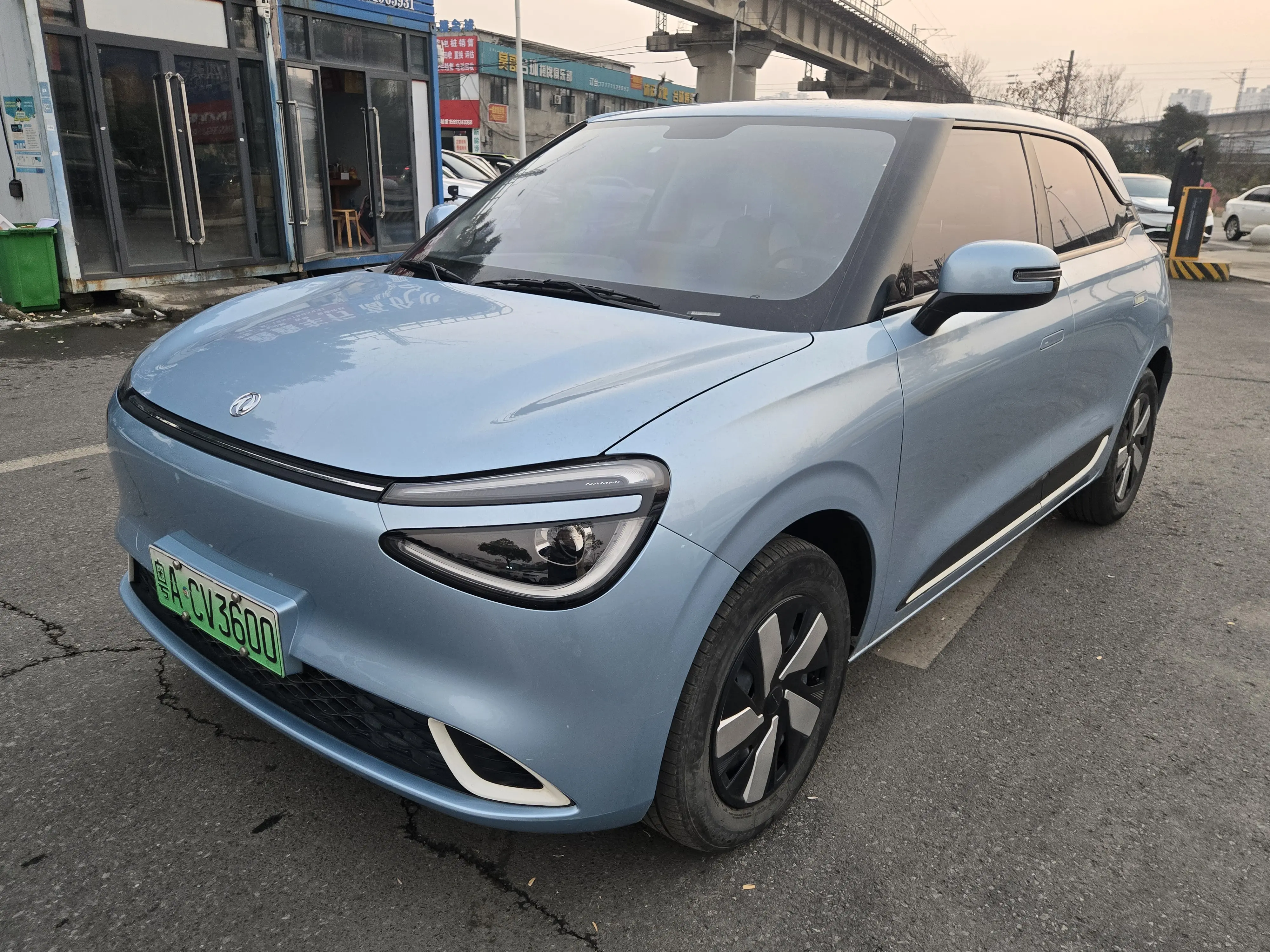 Dongfeng Nano 01  из Китая