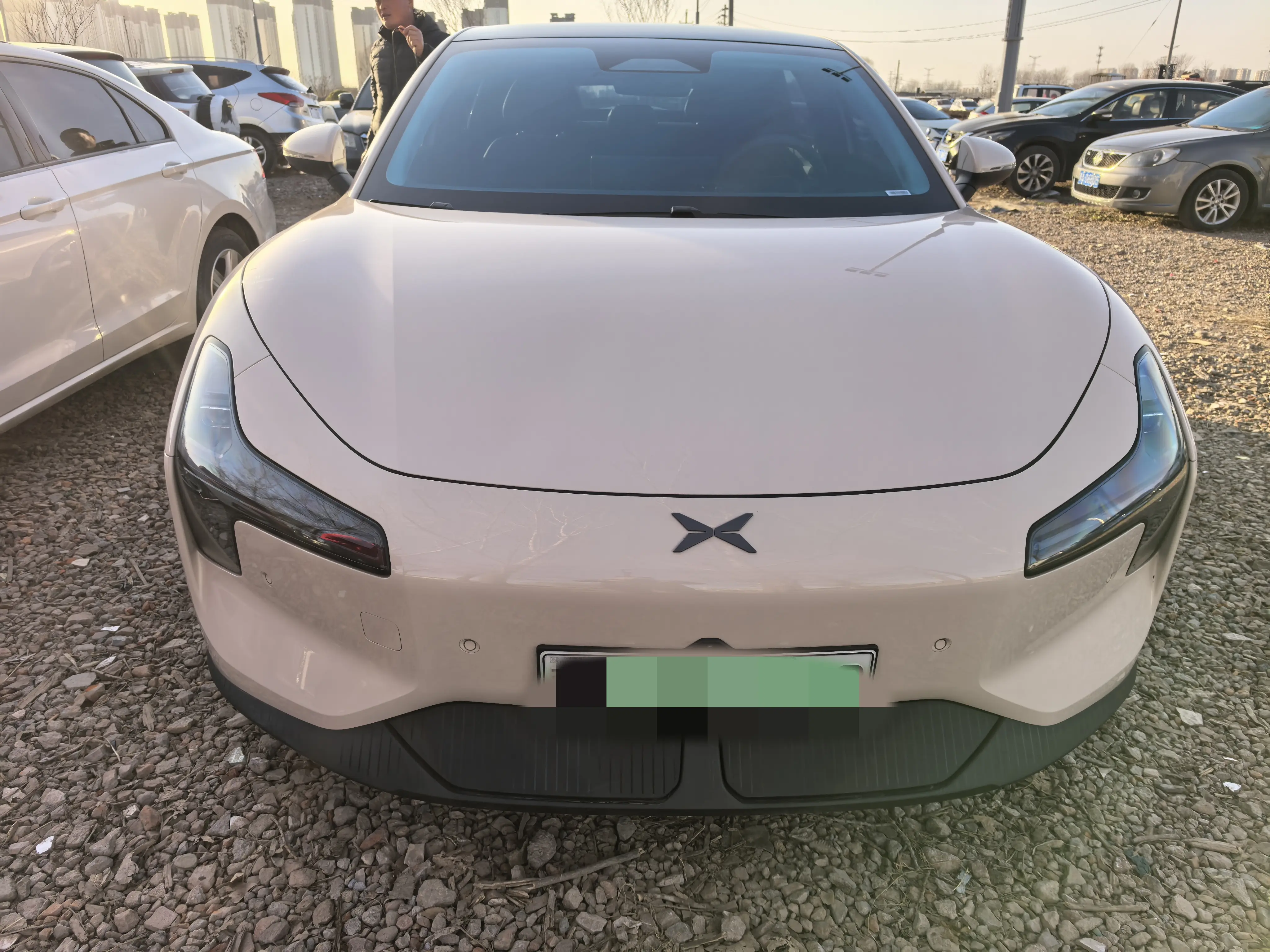 Xpeng Xiaopeng MONA M03  из Китая