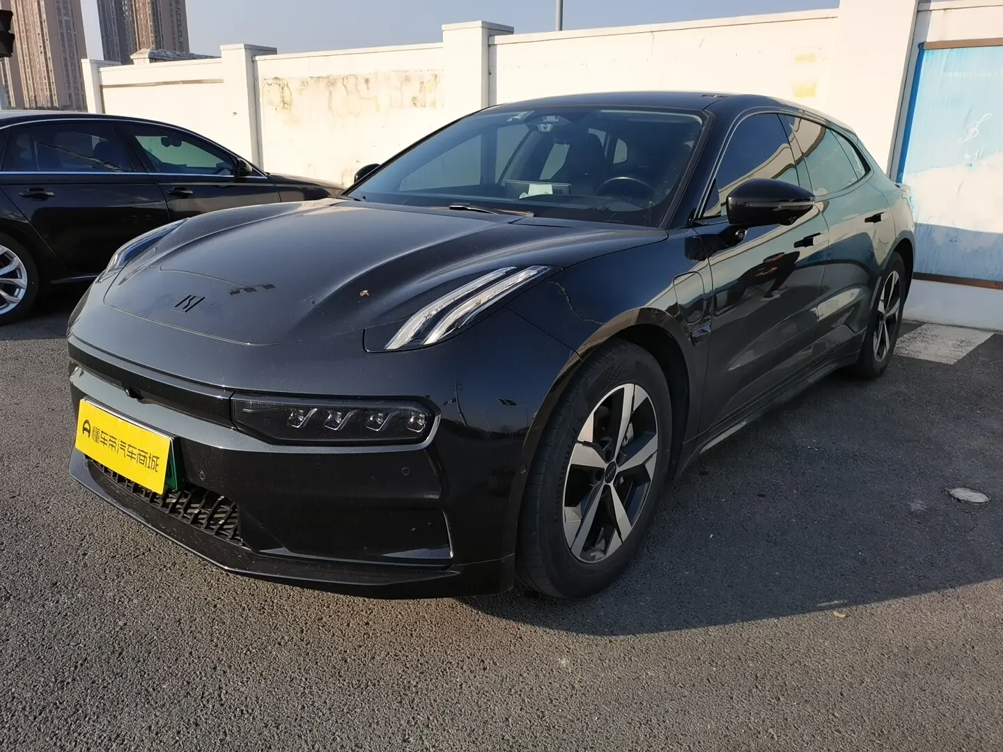 ZEEKR 001  из Китая