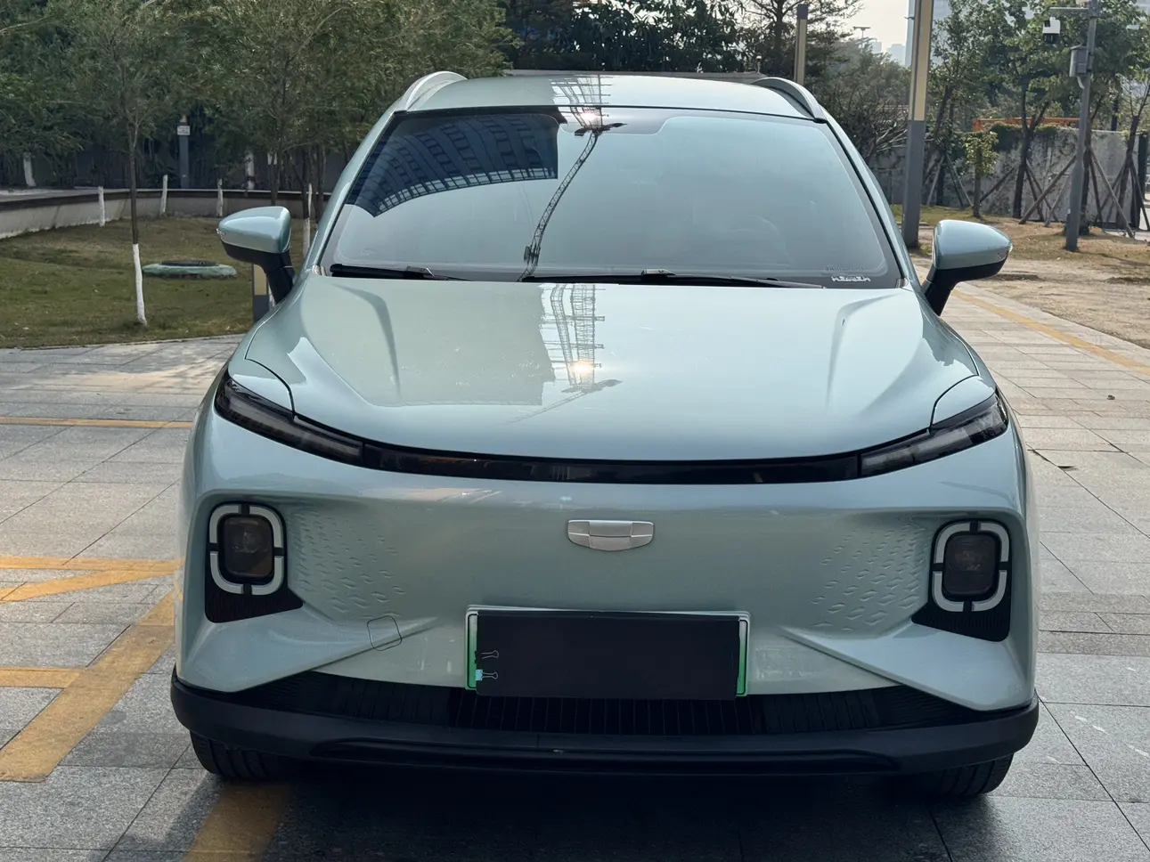 Geely Geometry E Firefly  из Китая