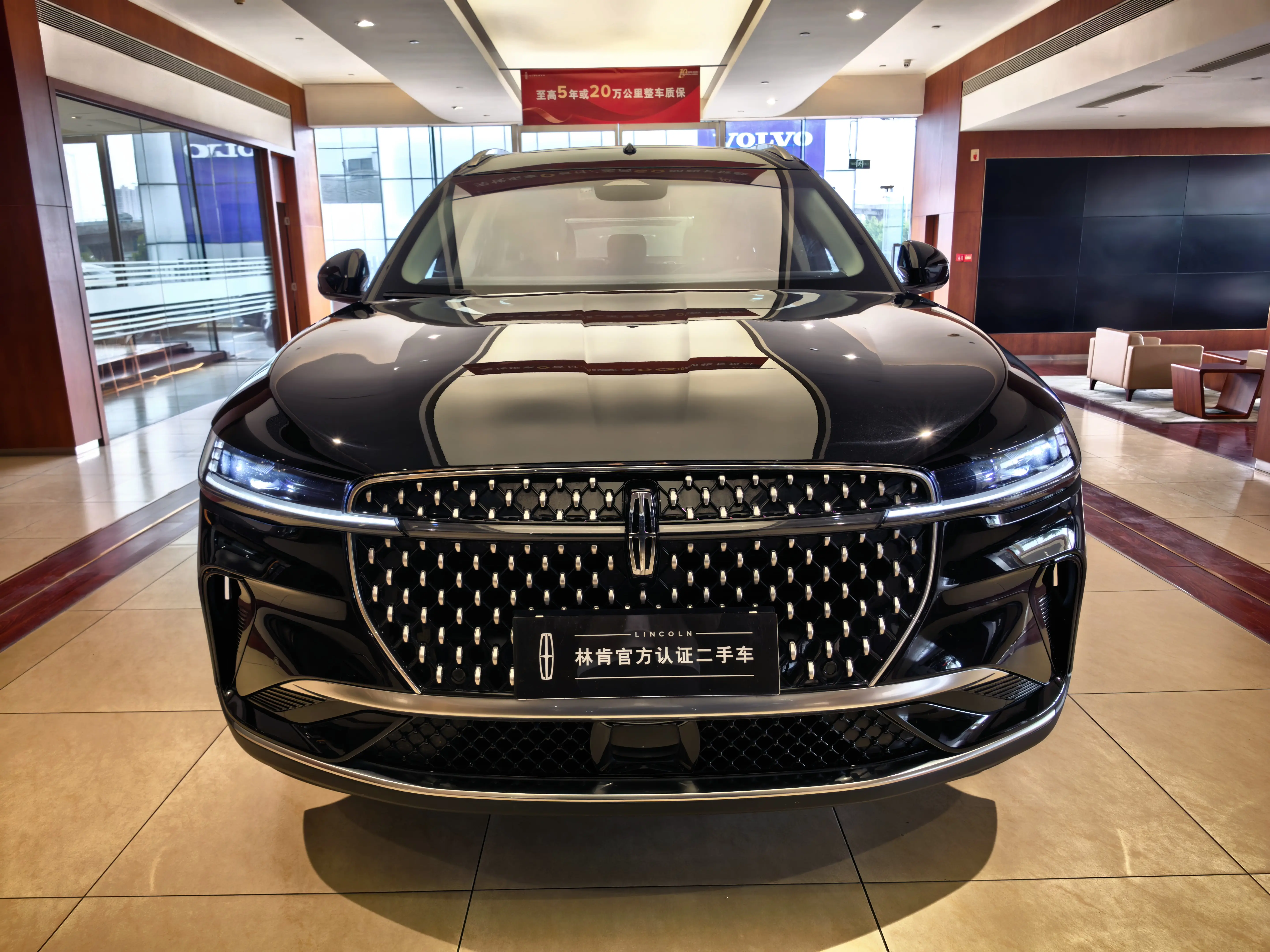 Lincoln Navigator  из Китая