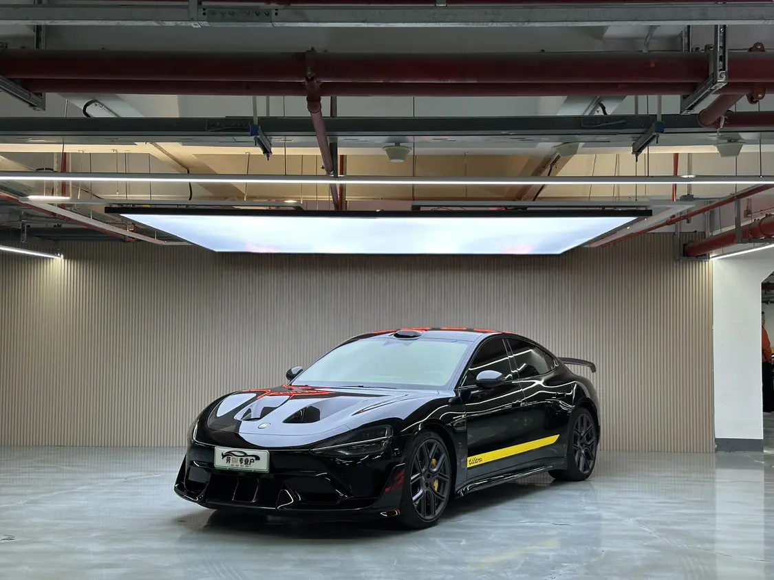 Xiaomi car Xiaomi SU7 Ultra  из Китая