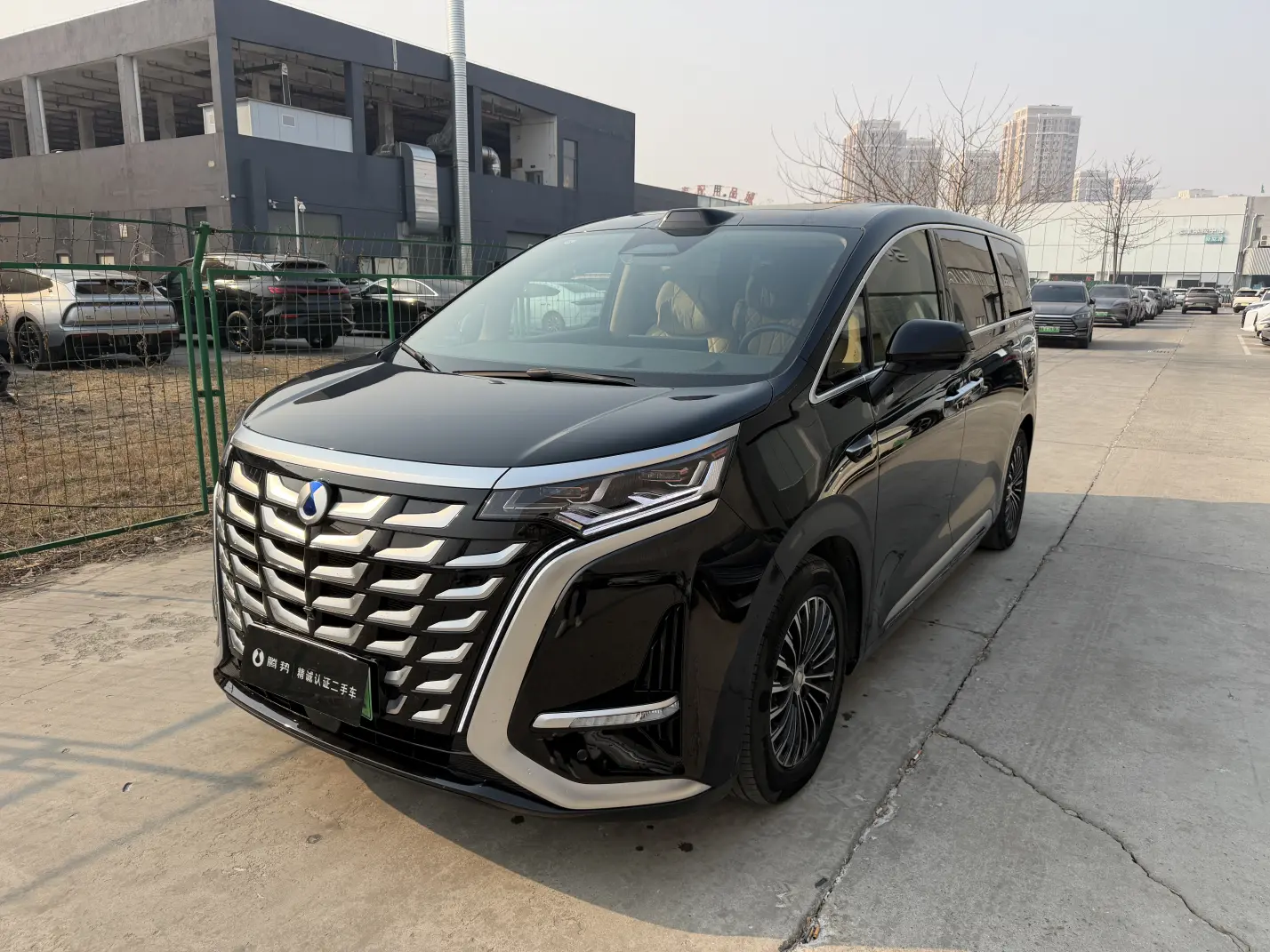 Denza D9 DM  из Китая