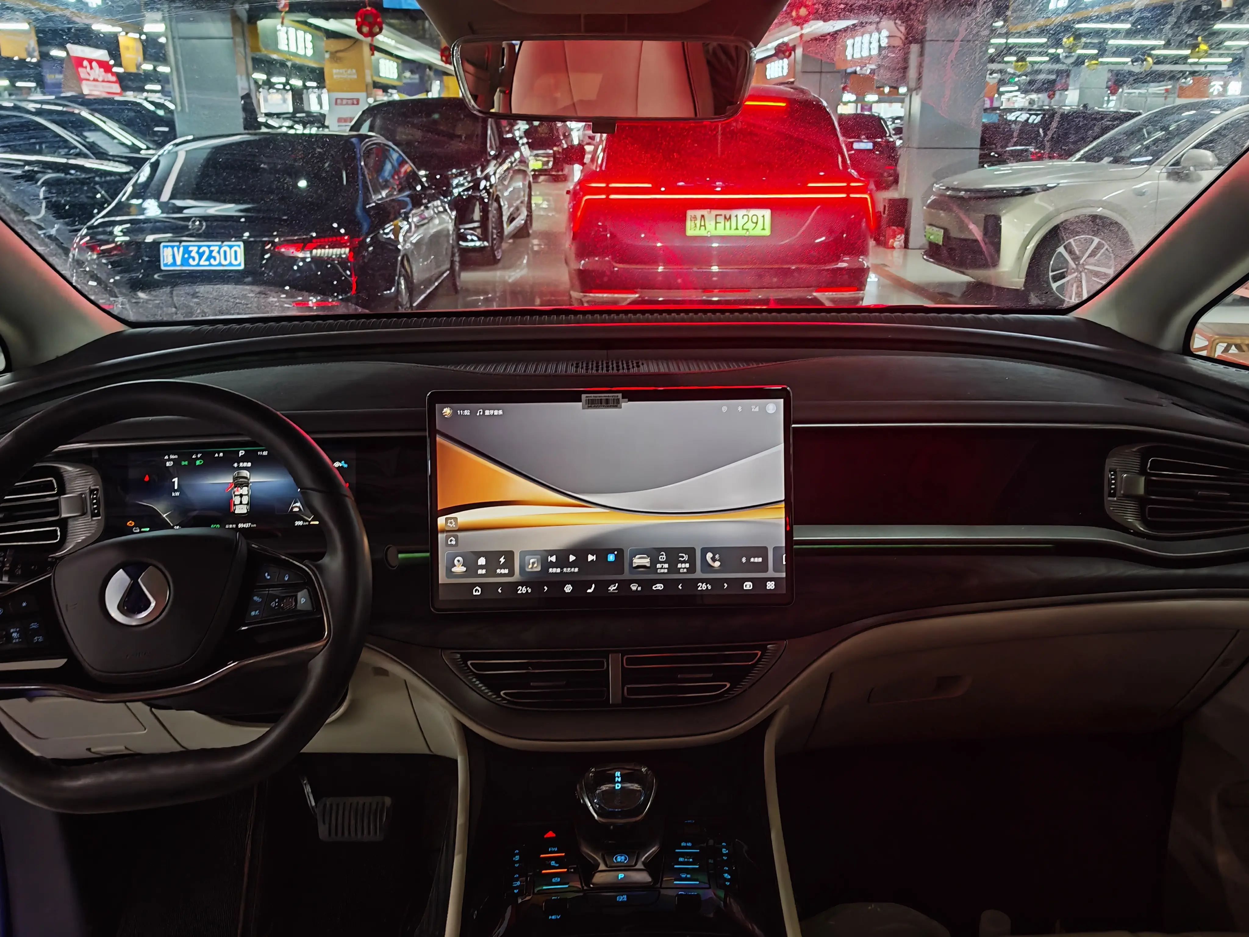 Denza D9 DM  из Китая