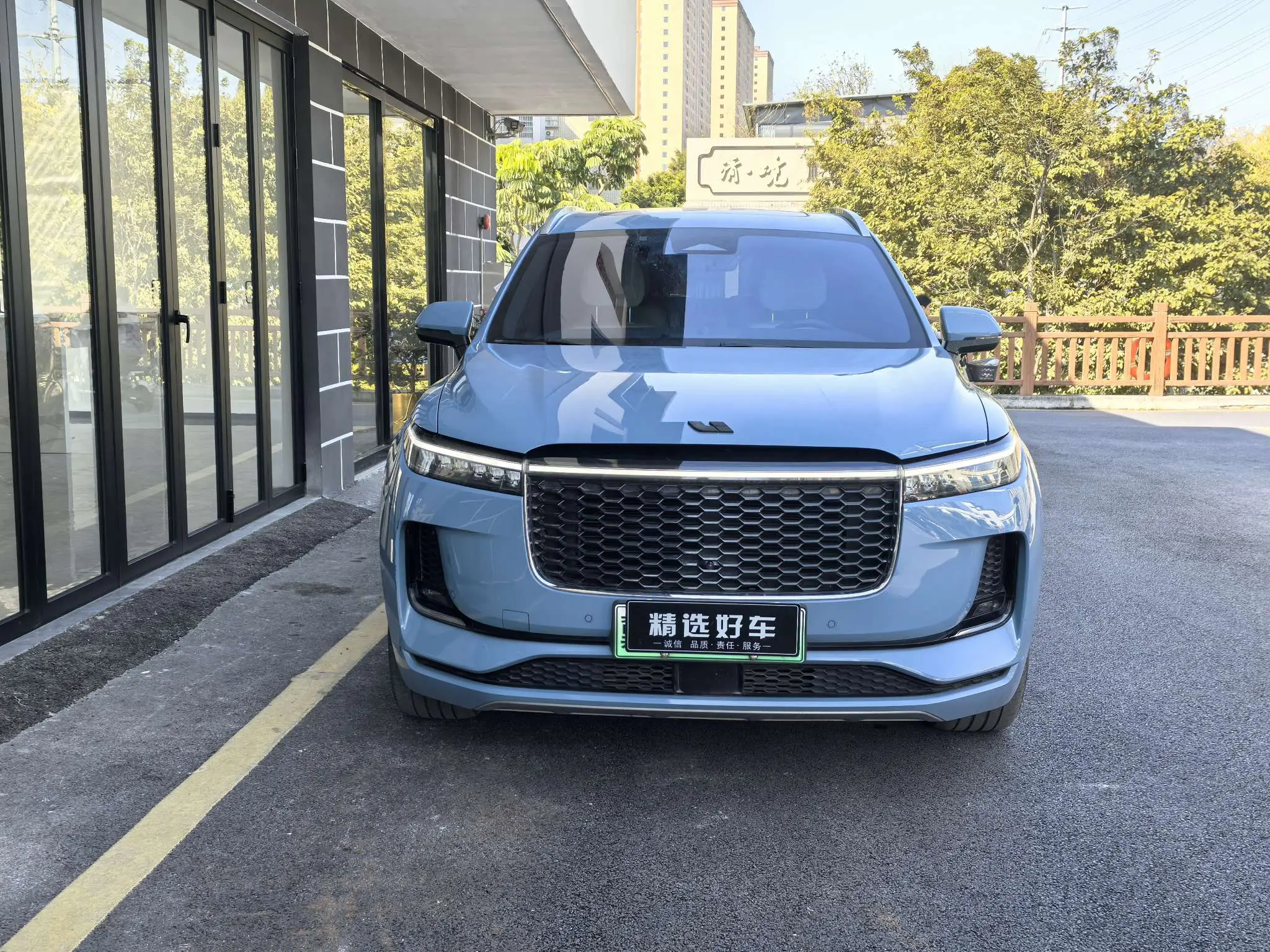 Li ONE (Ideal ONE)  из Китая