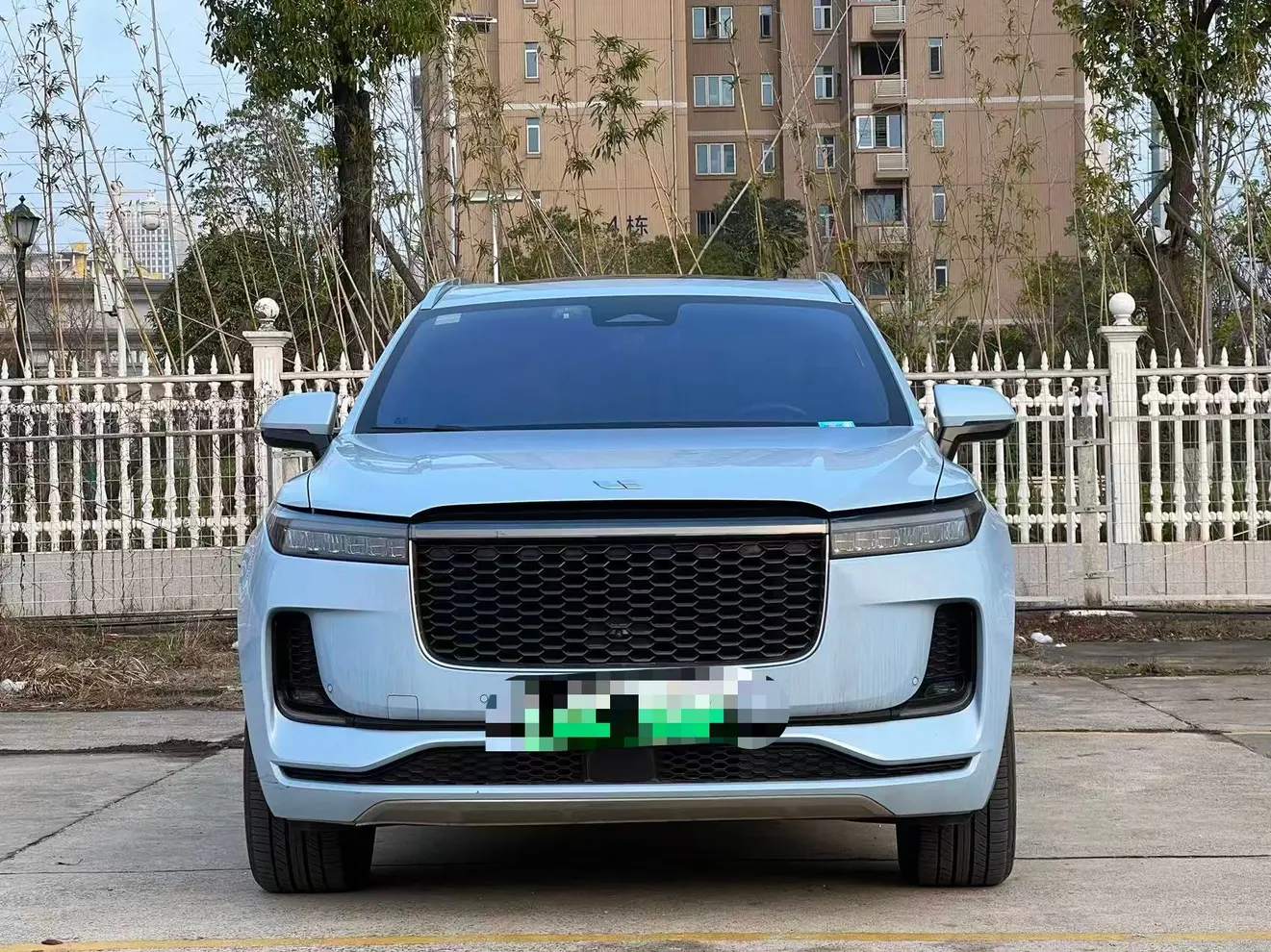 Li ONE (Ideal ONE)  из Китая