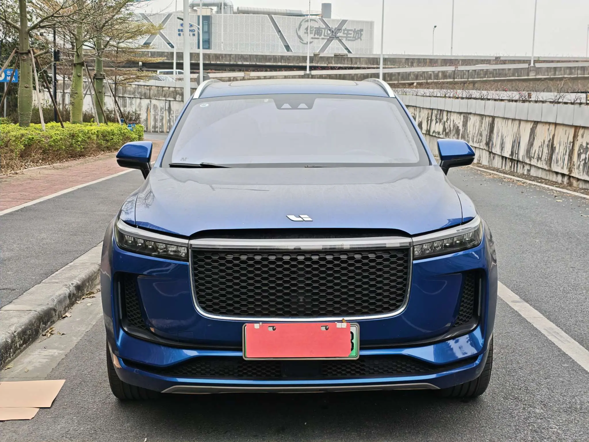 Li ONE (Ideal ONE)  из Китая