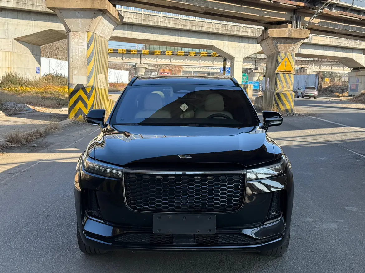 Li ONE (Ideal ONE)  из Китая