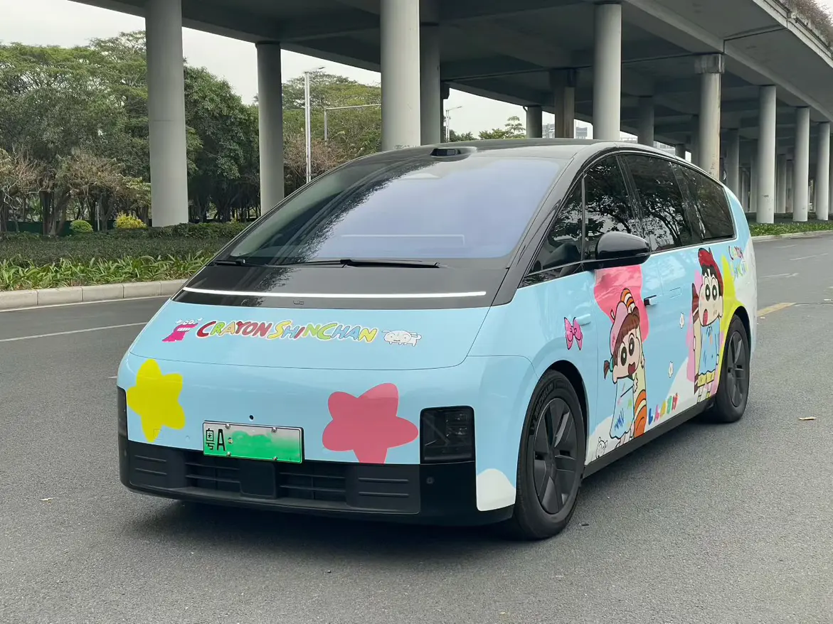 Li MEGA (Ideal MEGA)  из Китая