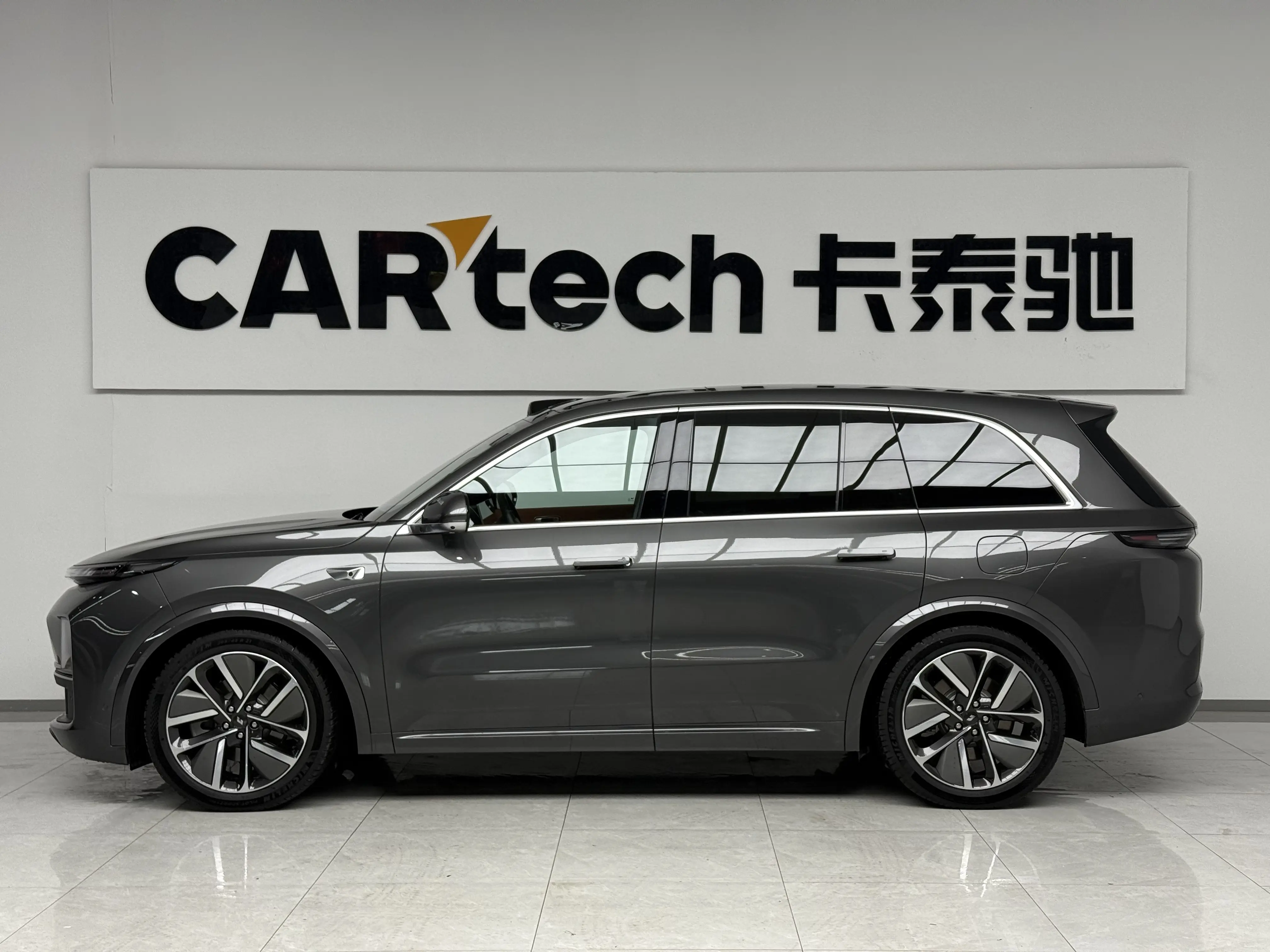 Li L8 (Ideal L8)  из Китая