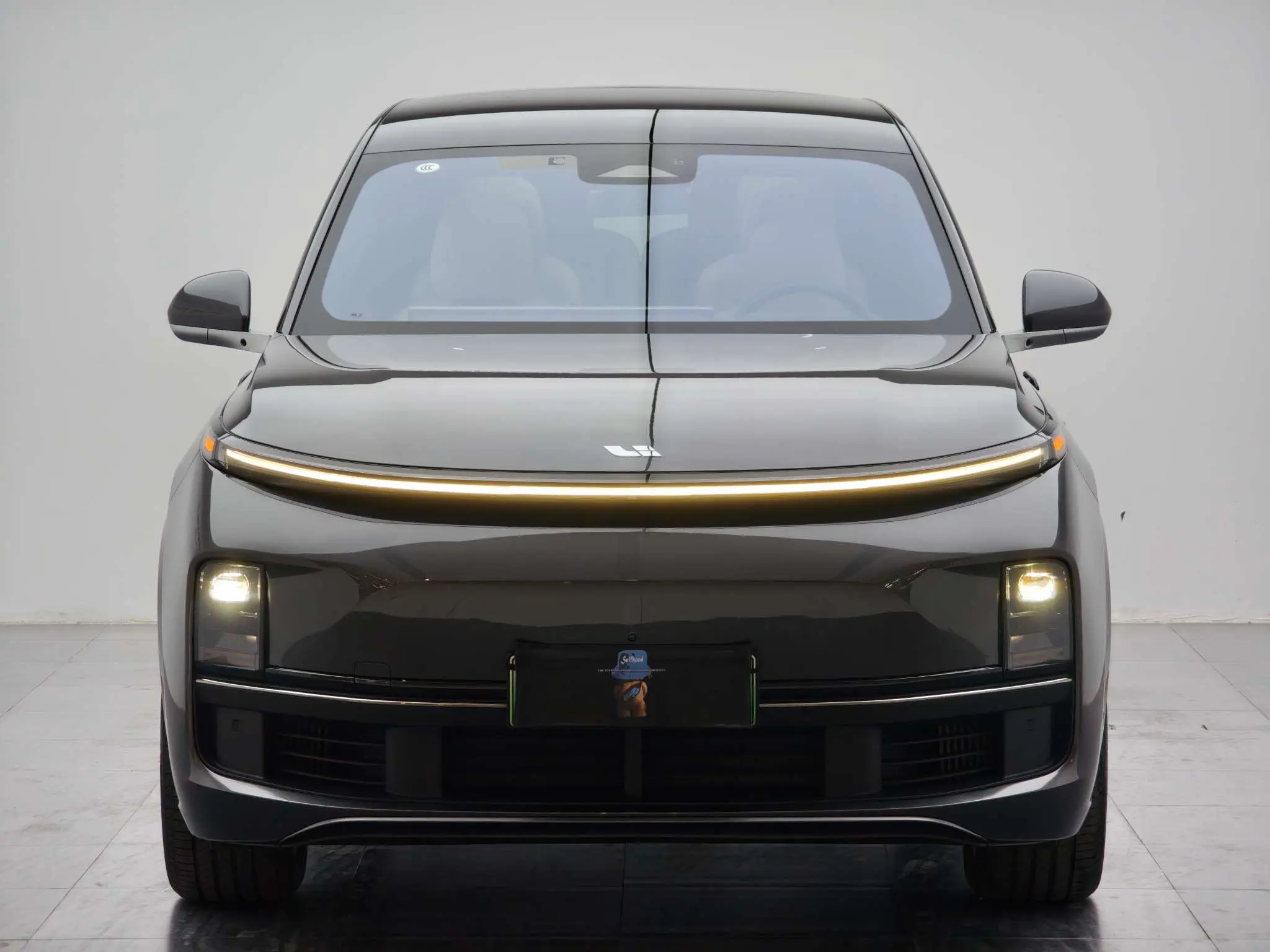 Li L8 (Ideal L8)  из Китая