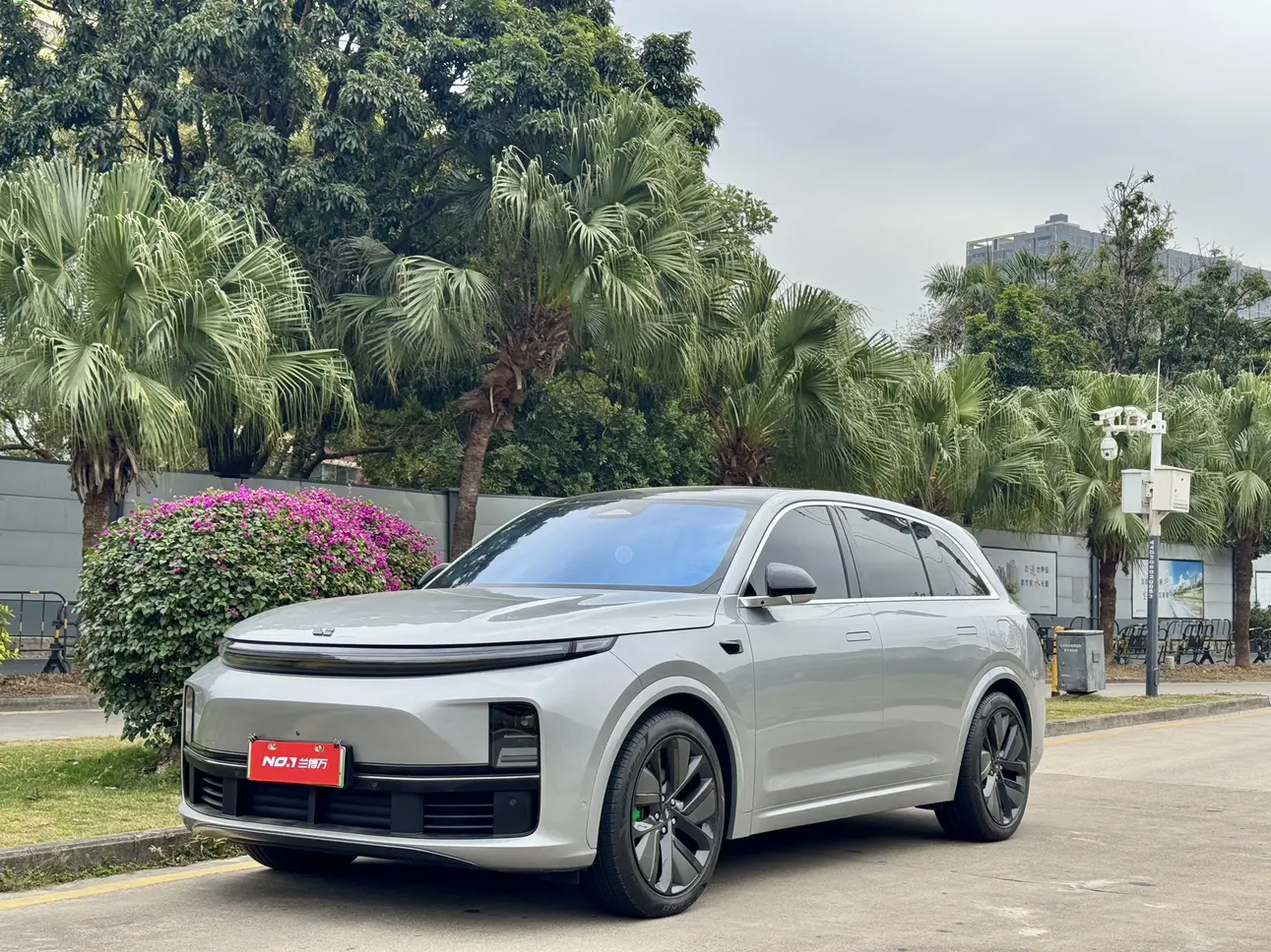 Li L7 (Ideal L7)  из Китая