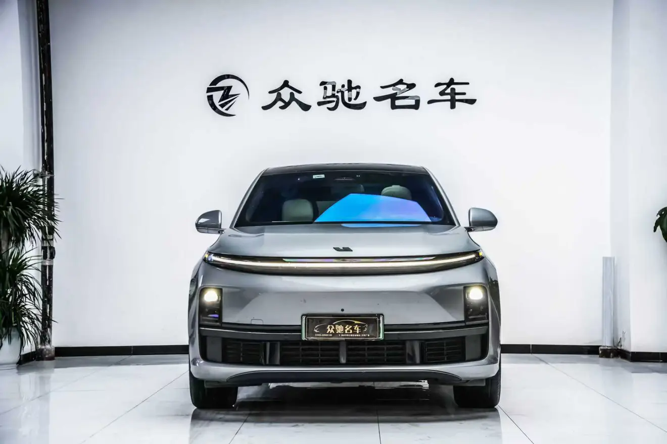 Li L7 (Ideal L7)  из Китая