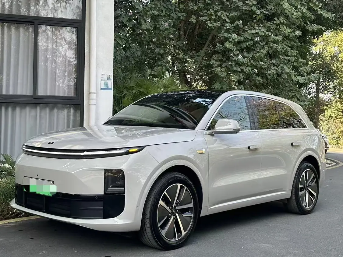 Li L6 (Ideal L6)  из Китая