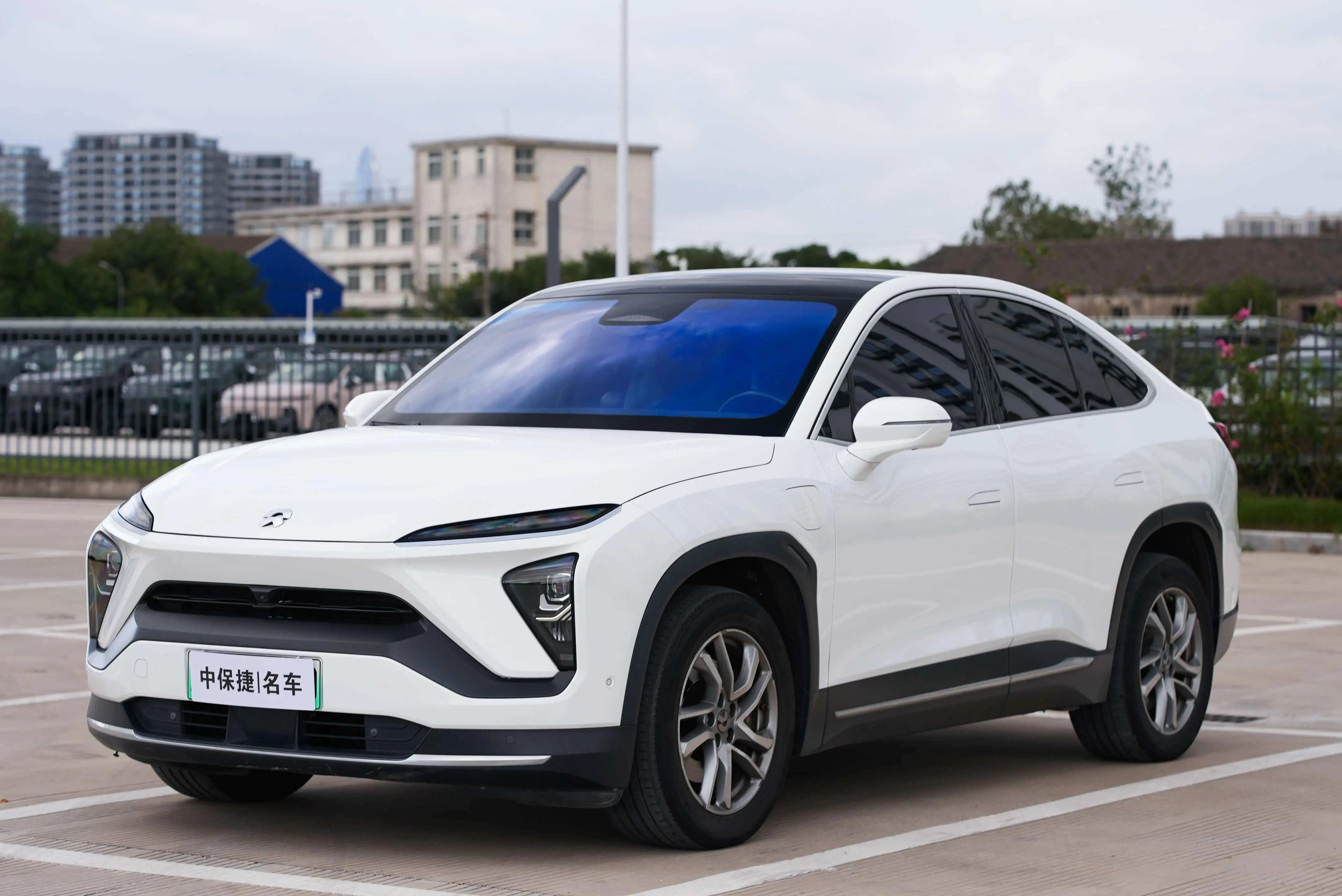 NIO EC6  из Китая