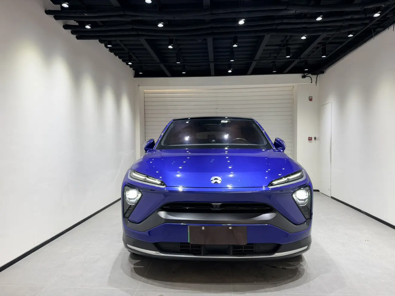 NIO EC6  из Китая