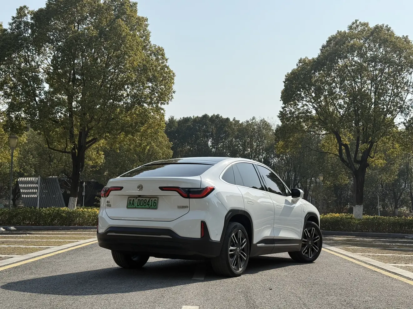 NIO EC6  из Китая