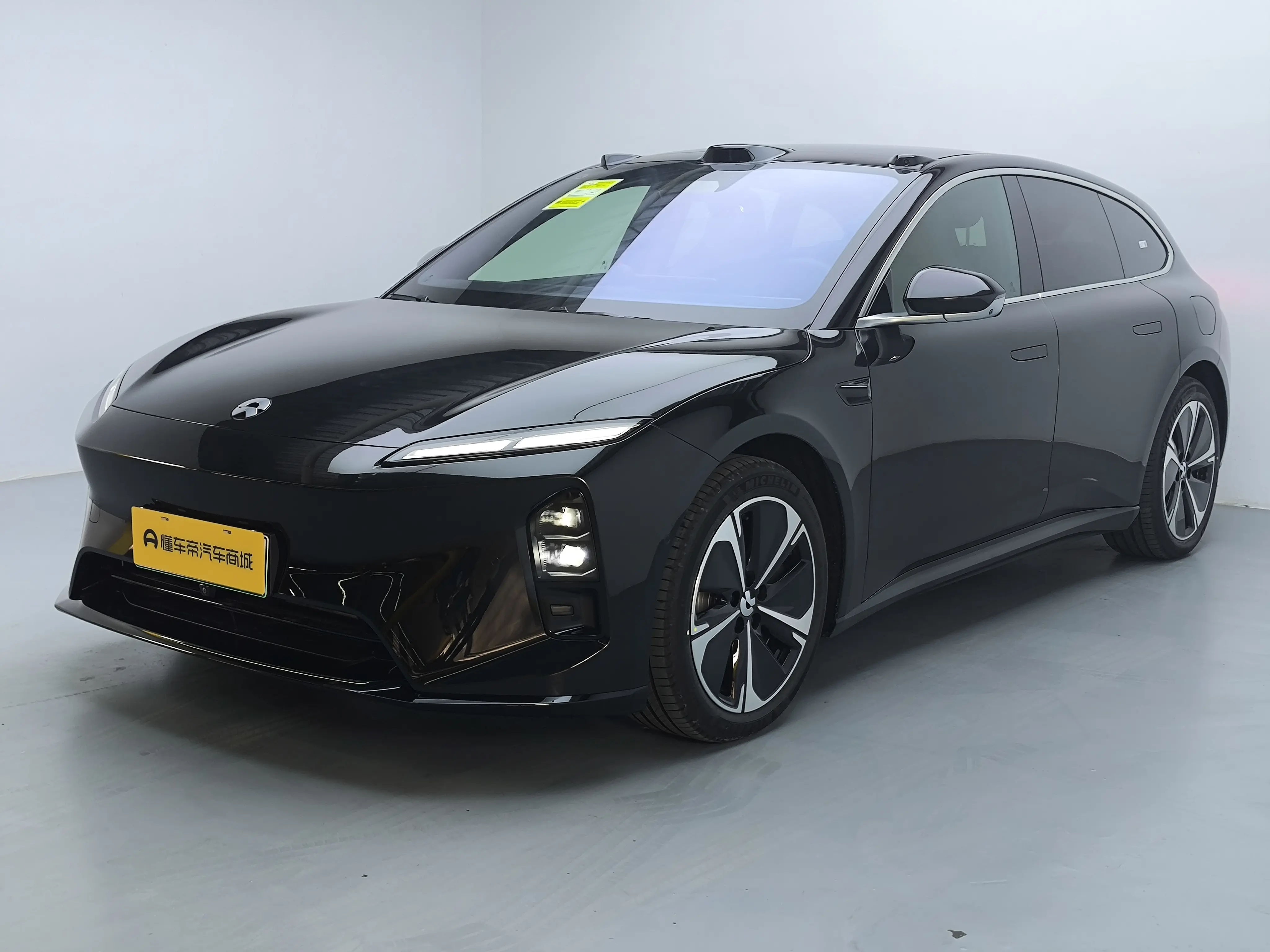 NIO ET5T  из Китая