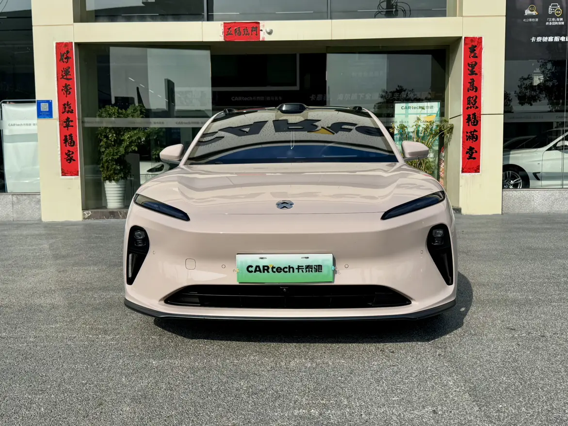 NIO ET5  из Китая