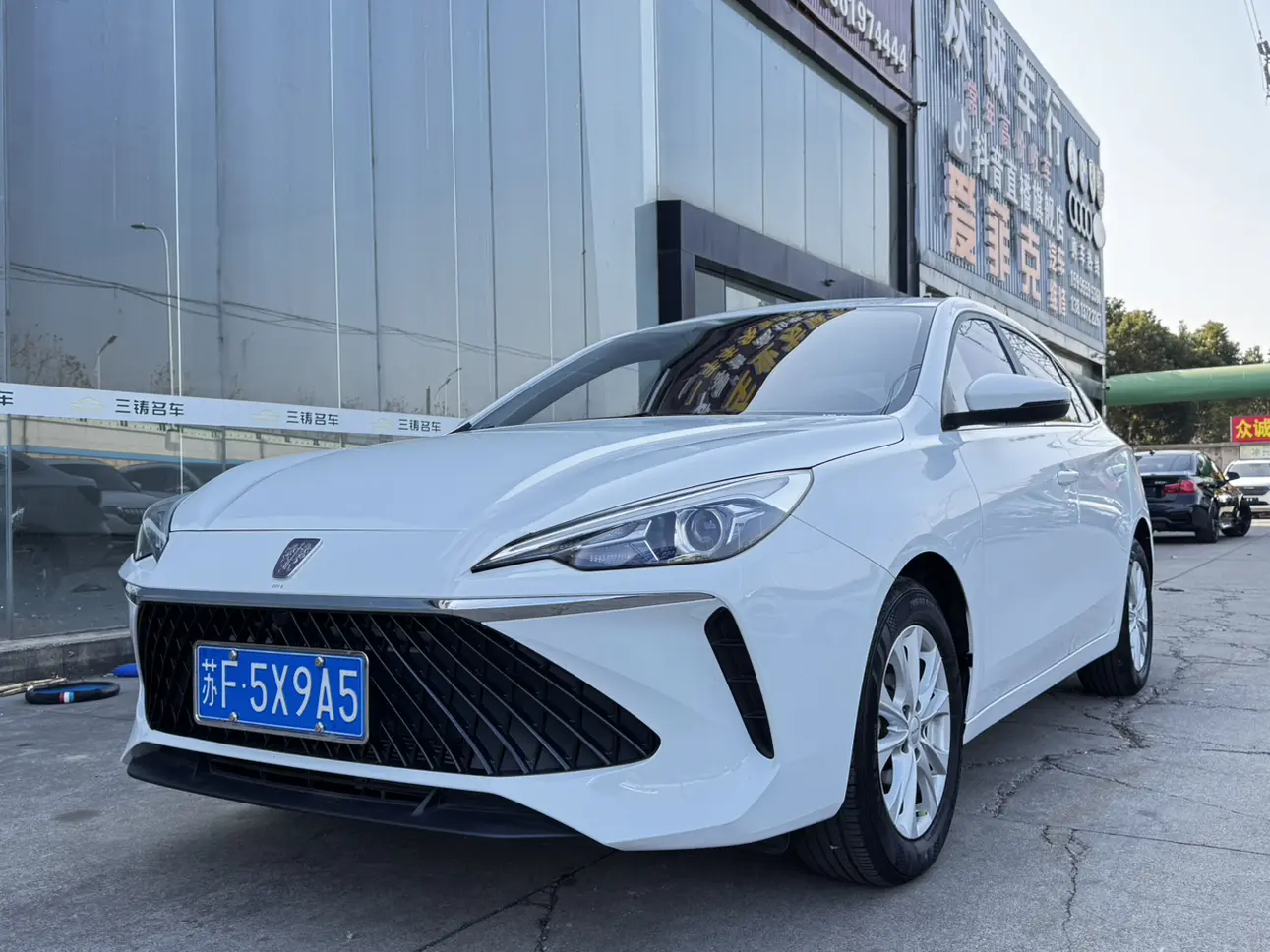 Roewe i5  из Китая