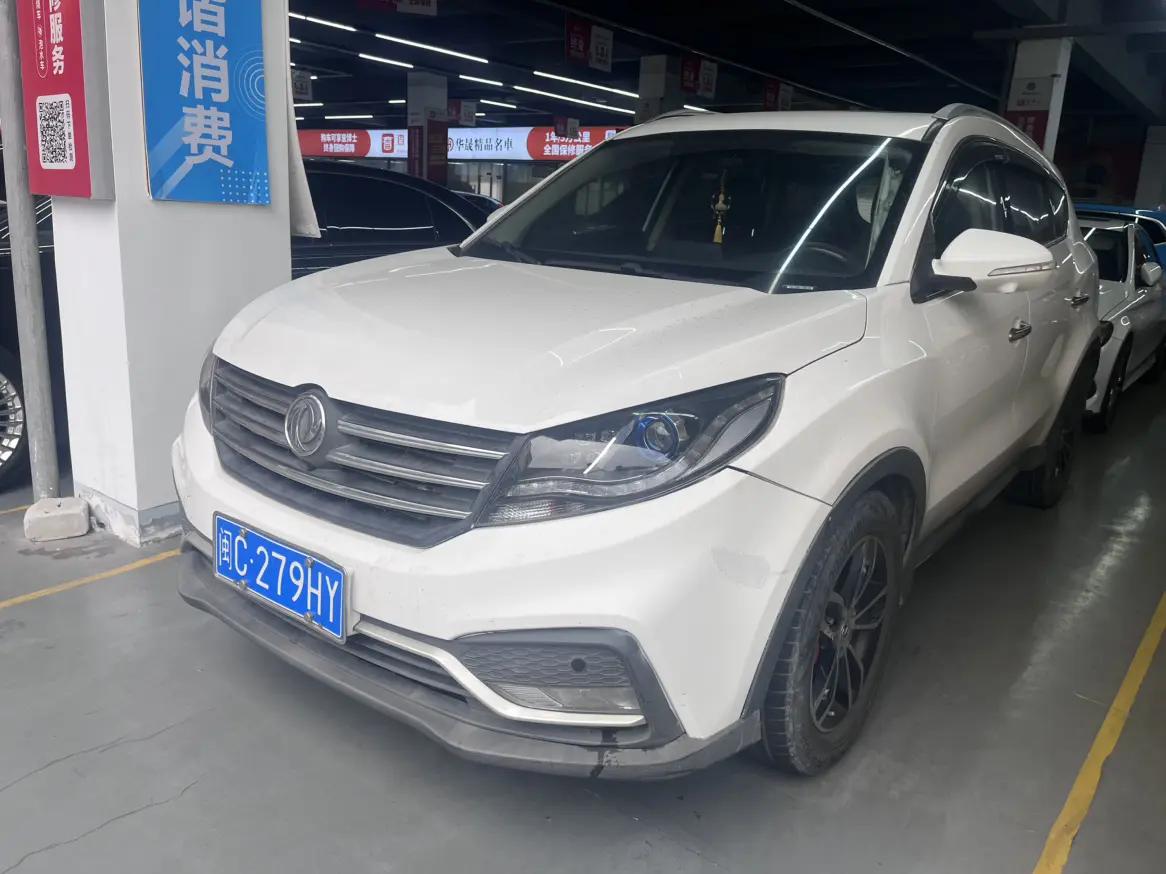Dongfeng Fengon 580  из Китая