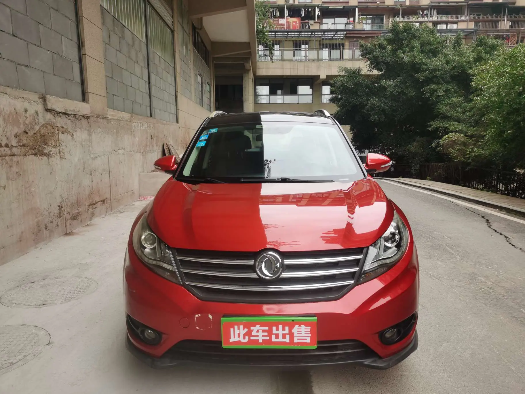 Dongfeng Fengon 580  из Китая
