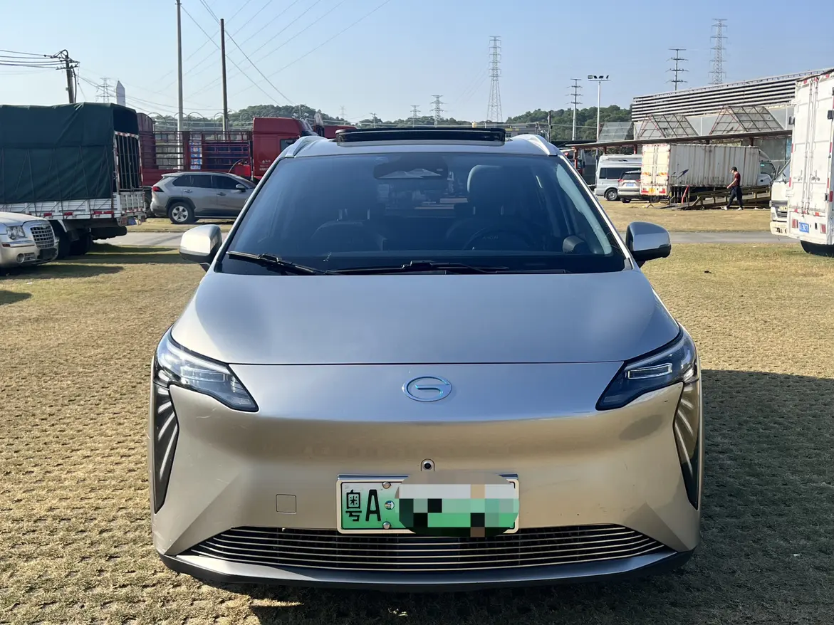 AION Y  из Китая