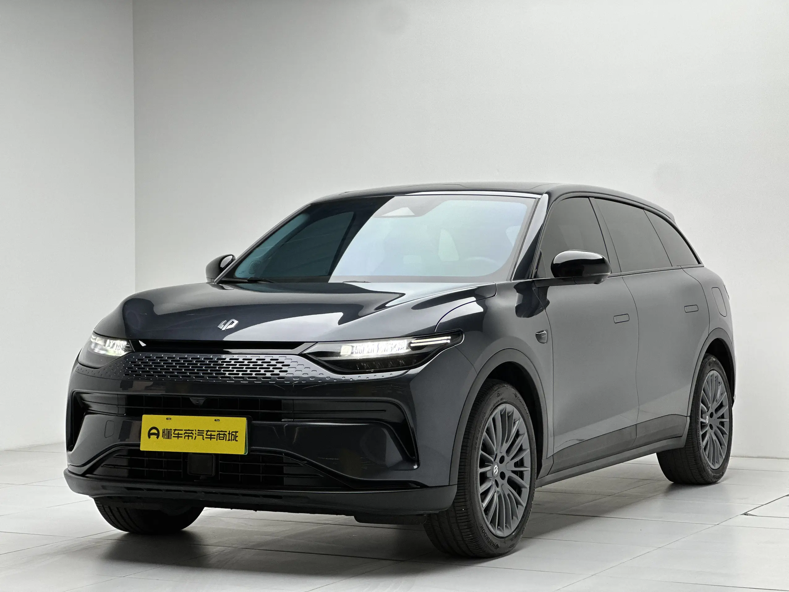 Leapmotor Zero running C11  из Китая