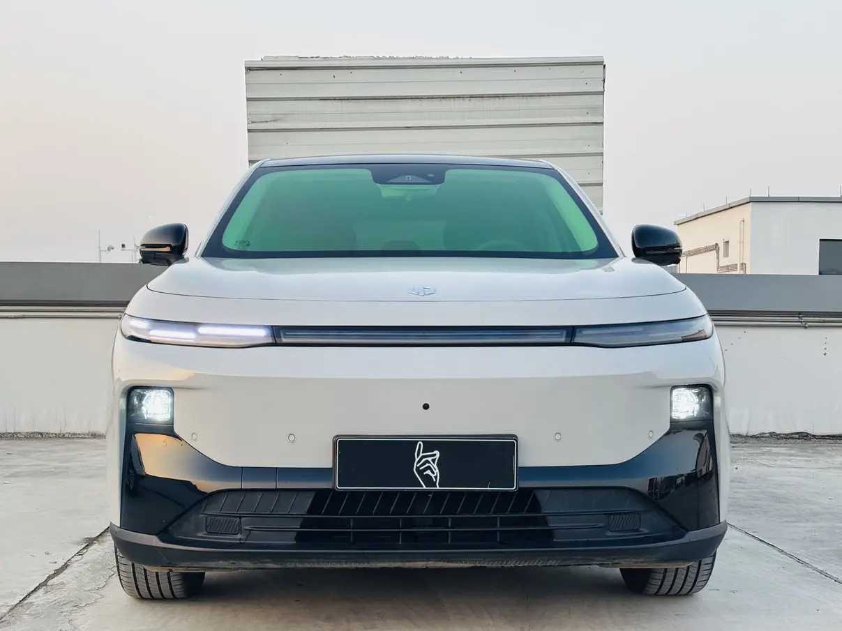 Leapmotor B10  из Китая