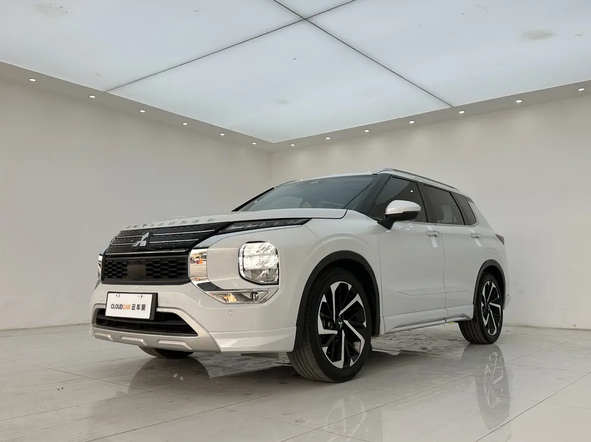 Mitsubishi Outlander  из Китая