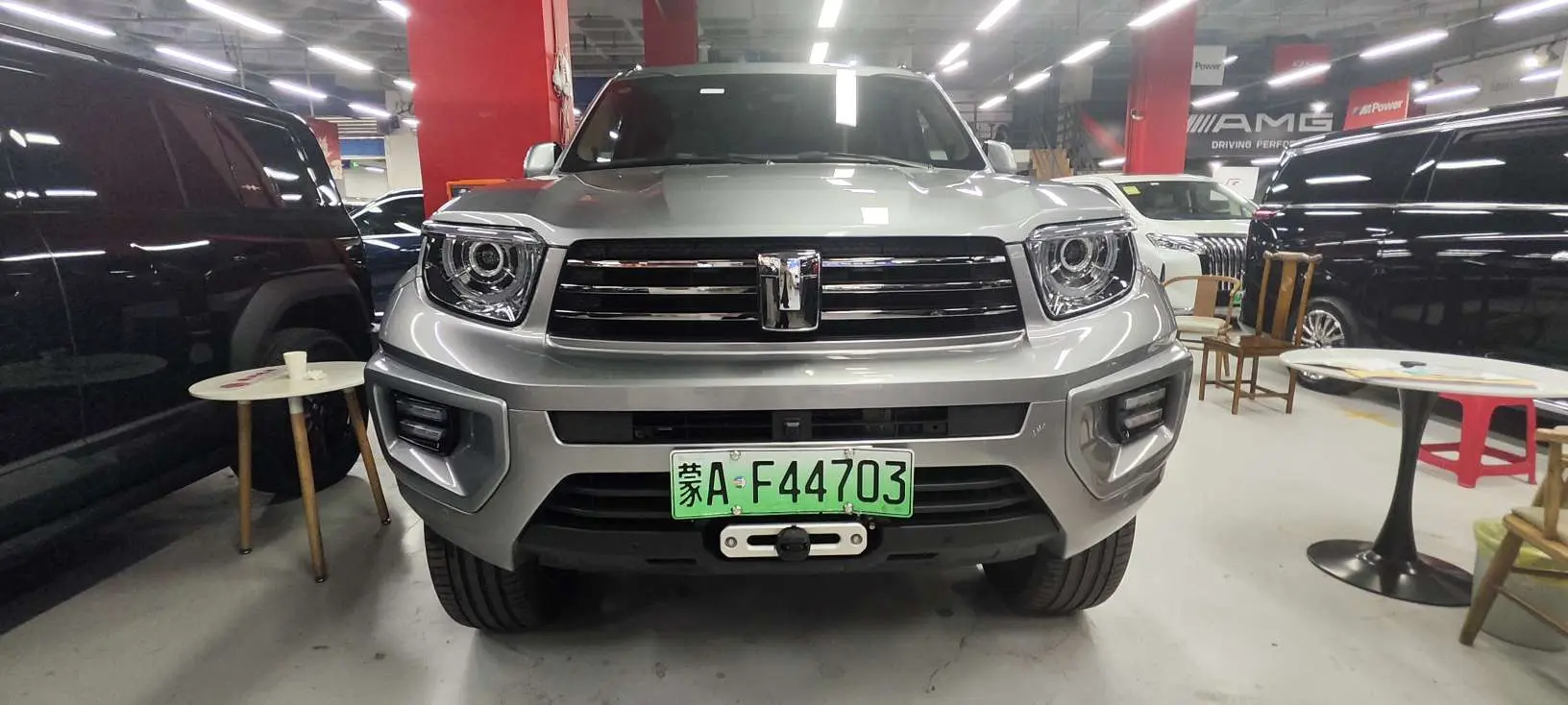 Tank 700 Hi4-T  из Китая