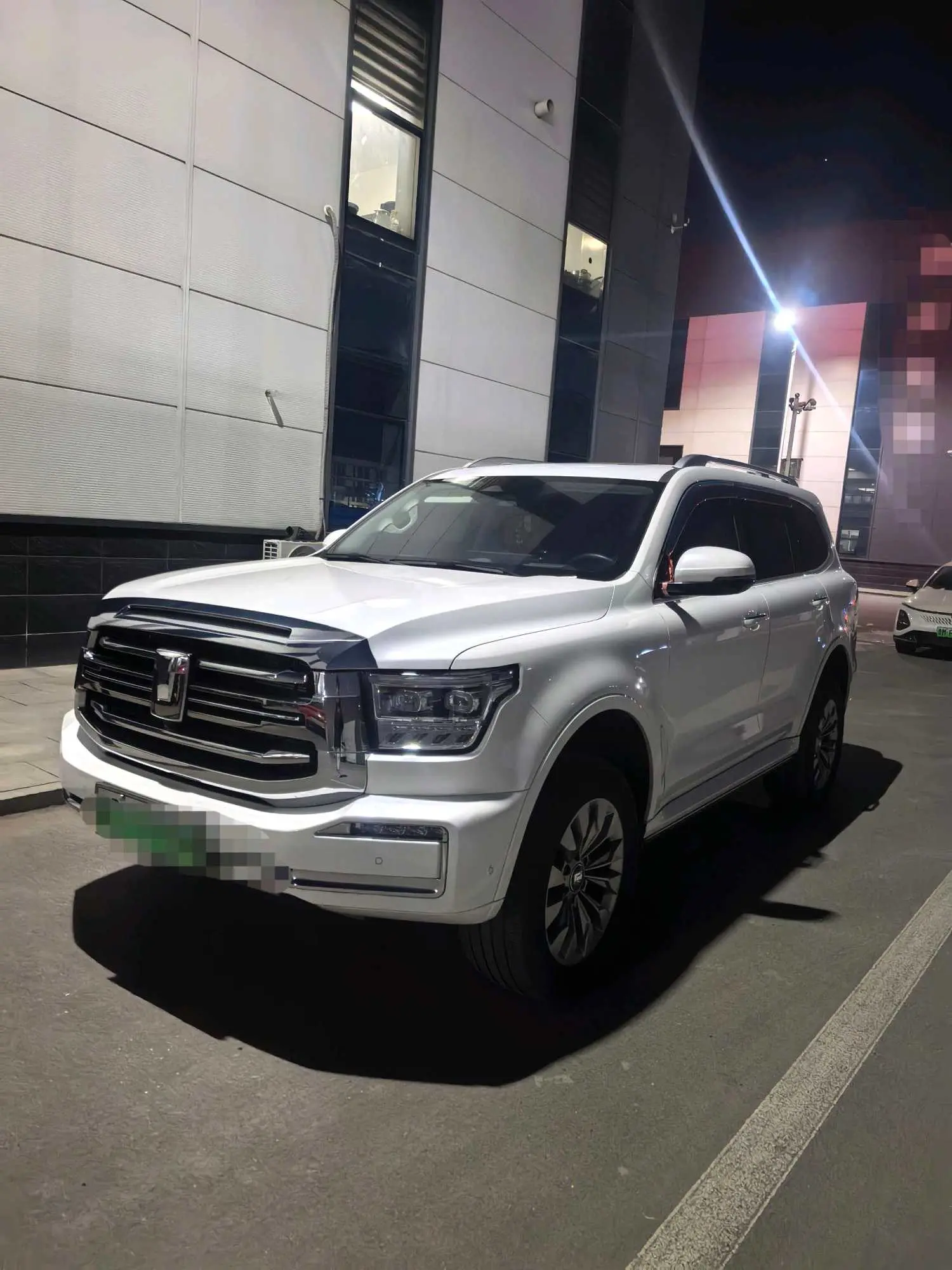 Tank 500 Hi4-T  из Китая