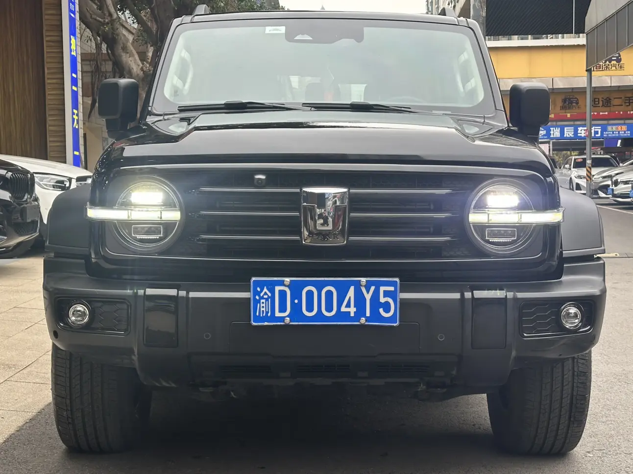 Tank 300  из Китая