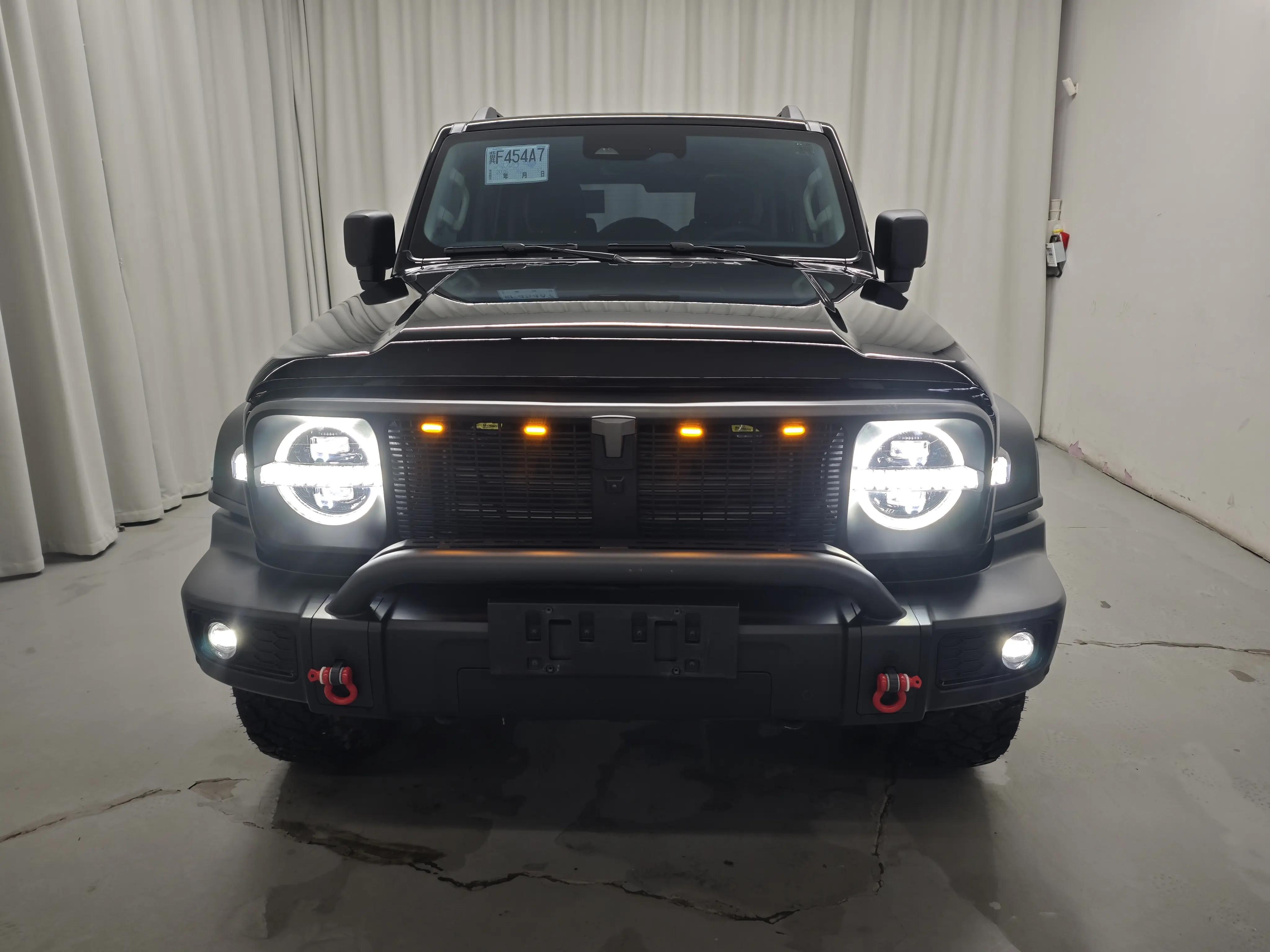 Tank 300  из Китая