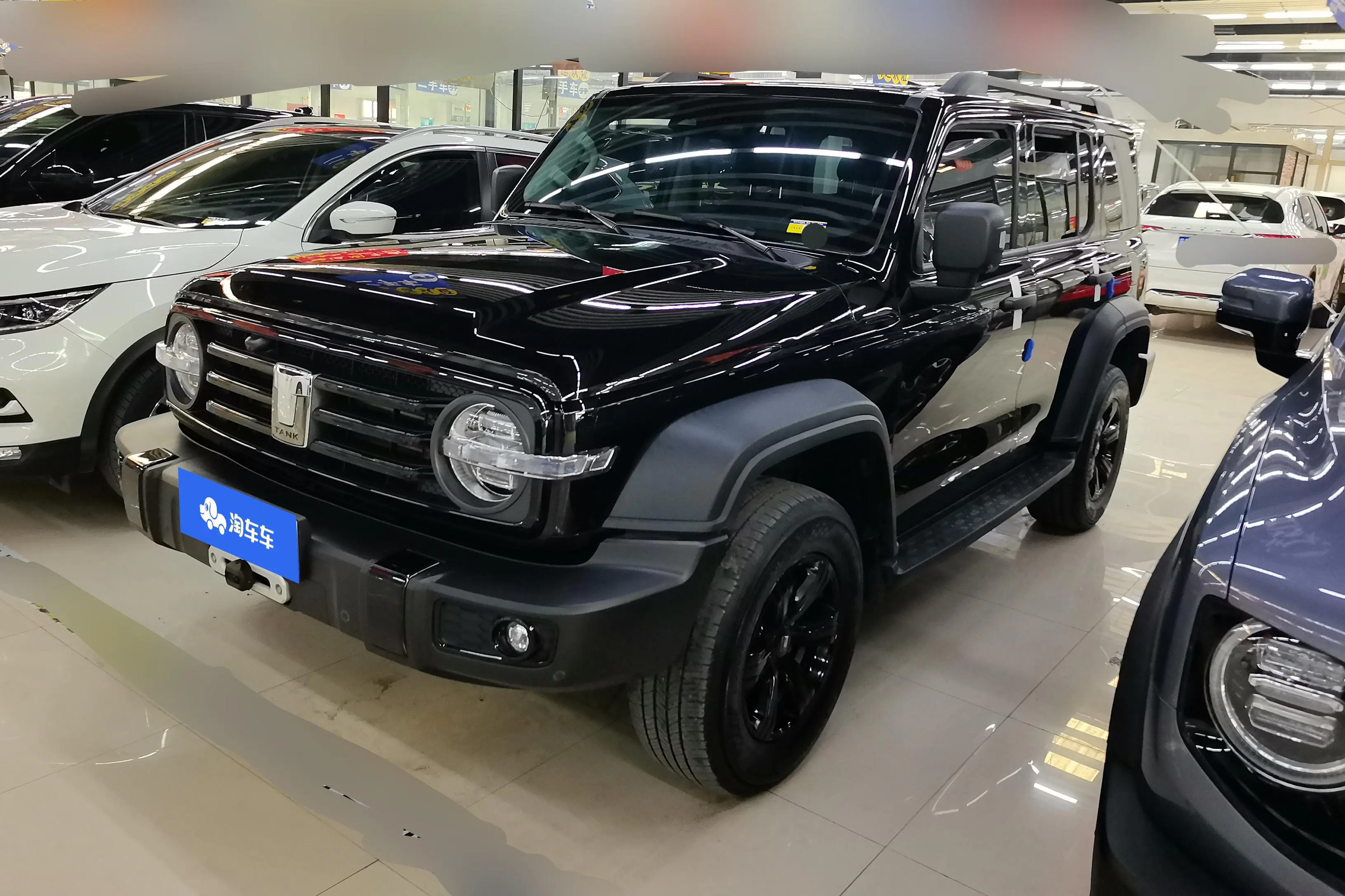 Tank 300  из Китая