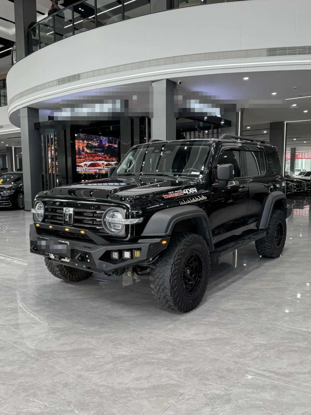 Tank 300  из Китая