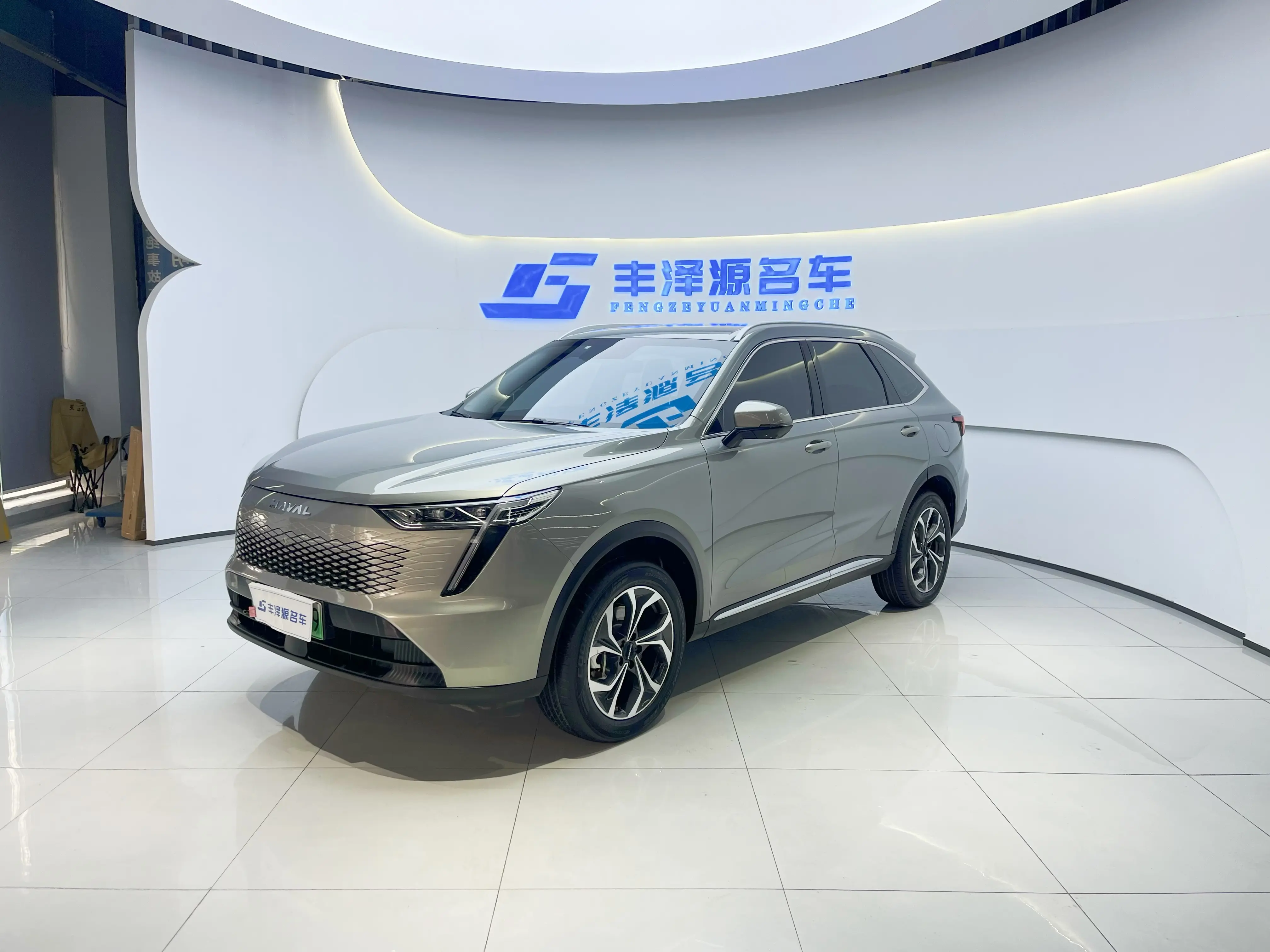 Haval Xiaolong MAX  из Китая