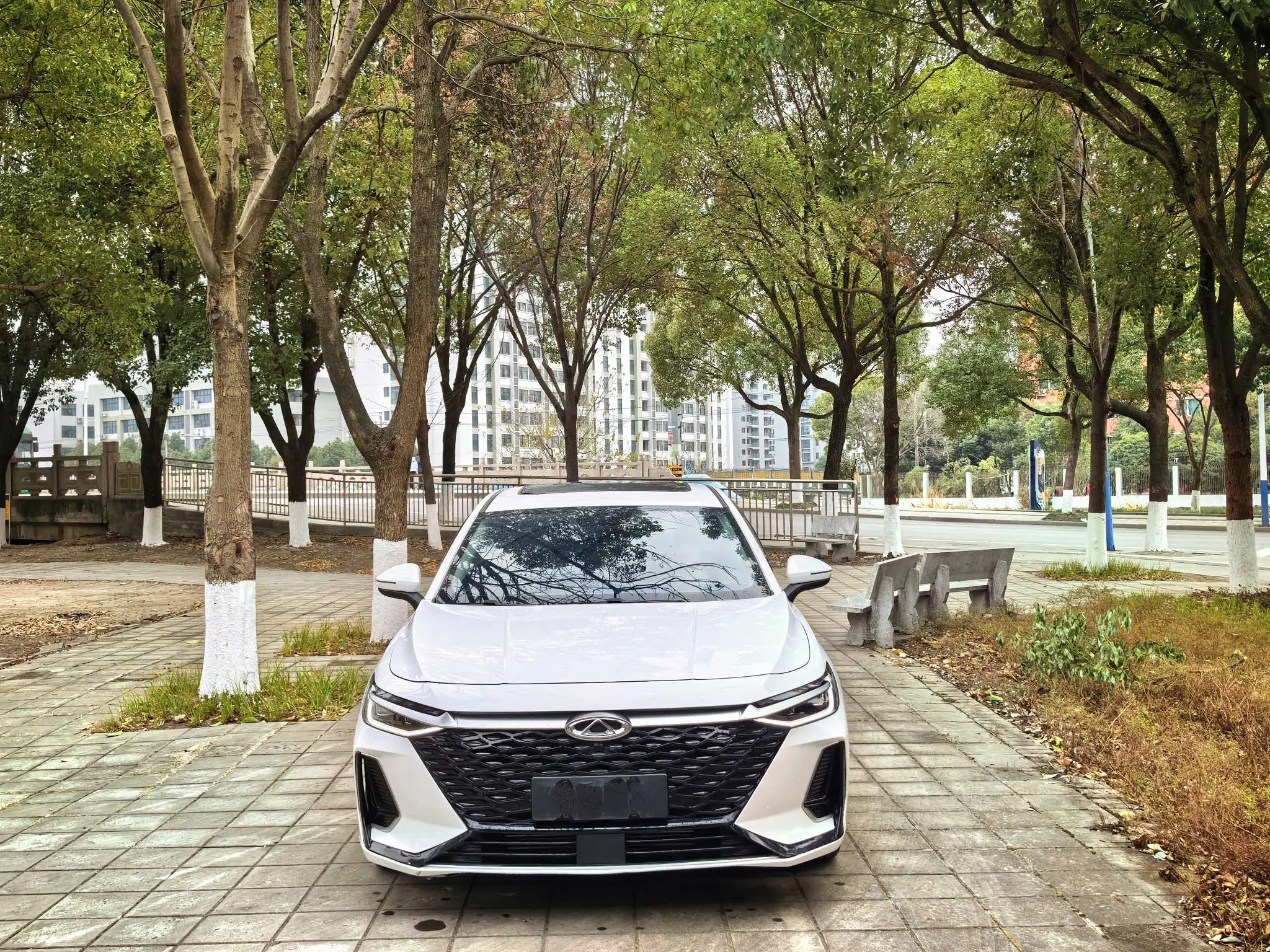 Chery Arrizo 8  из Китая