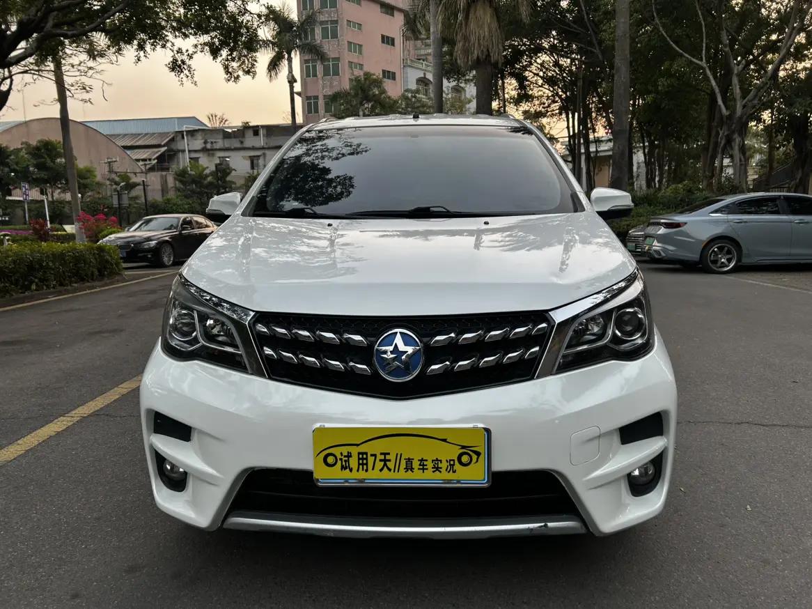 Kai Chen Venucia M50V  из Китая