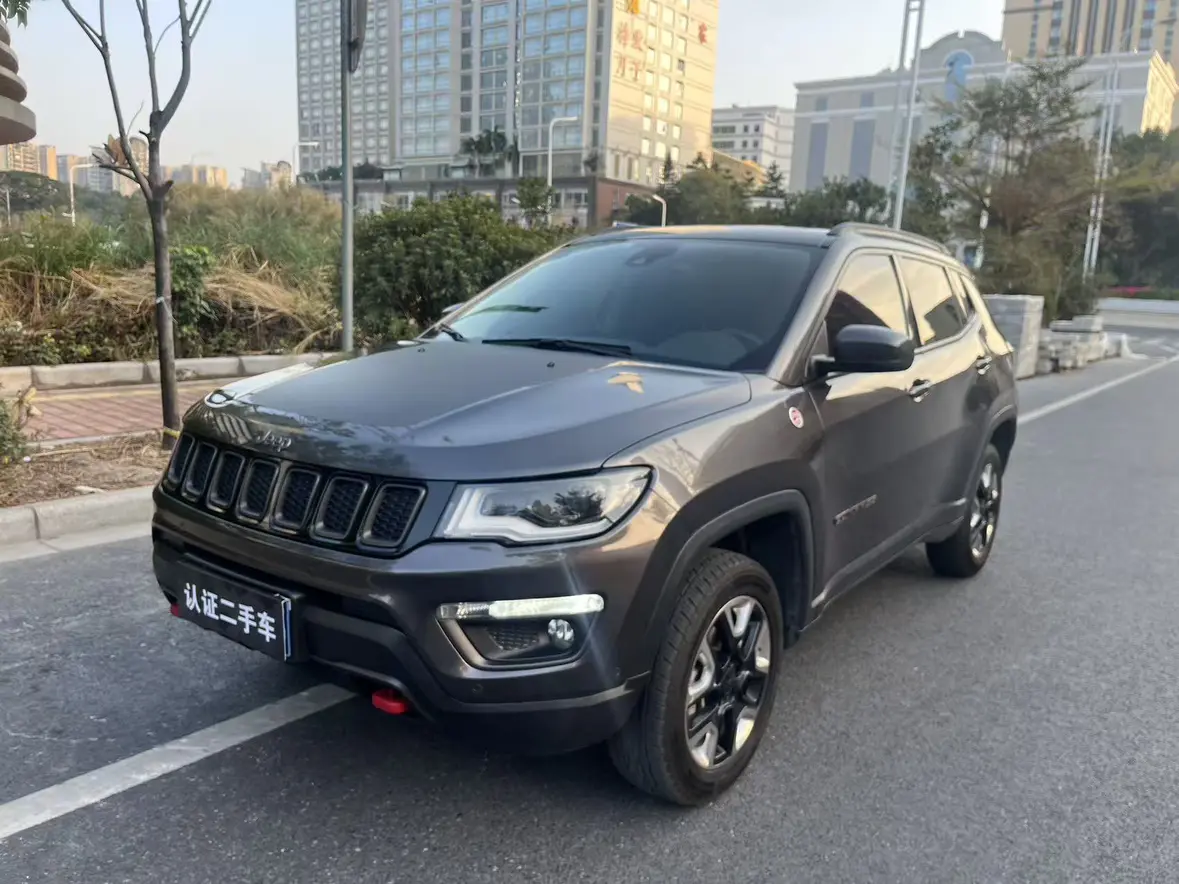 Jeep Guide to  из Китая