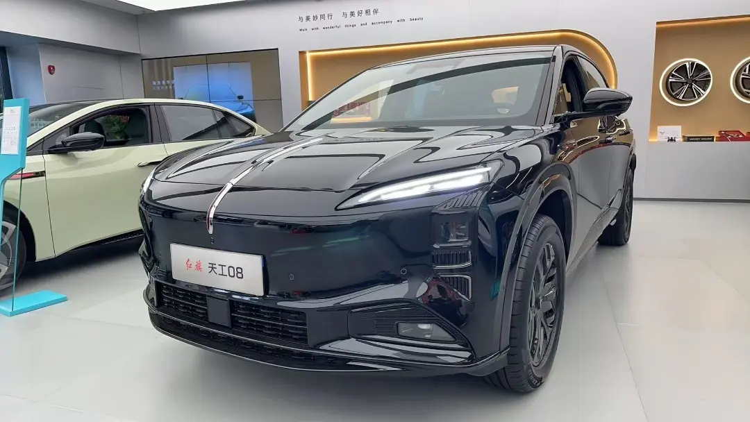 Hongqi Red Flag Tiangong 08  из Китая