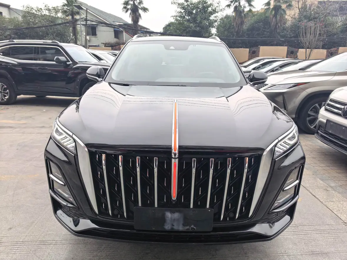 Hongqi HS5  из Китая