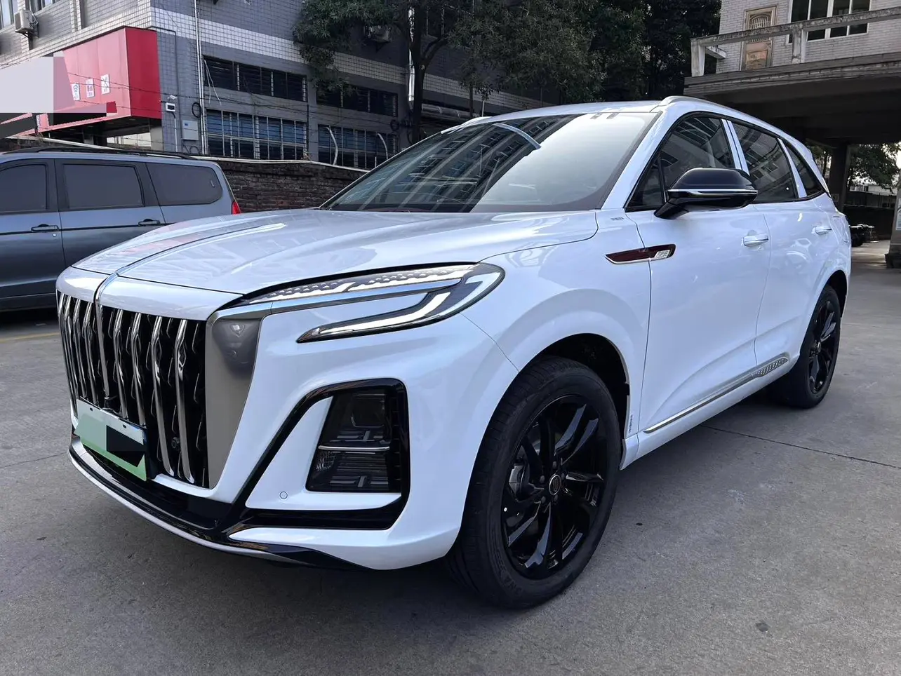 Hongqi HS3 PHEV  из Китая